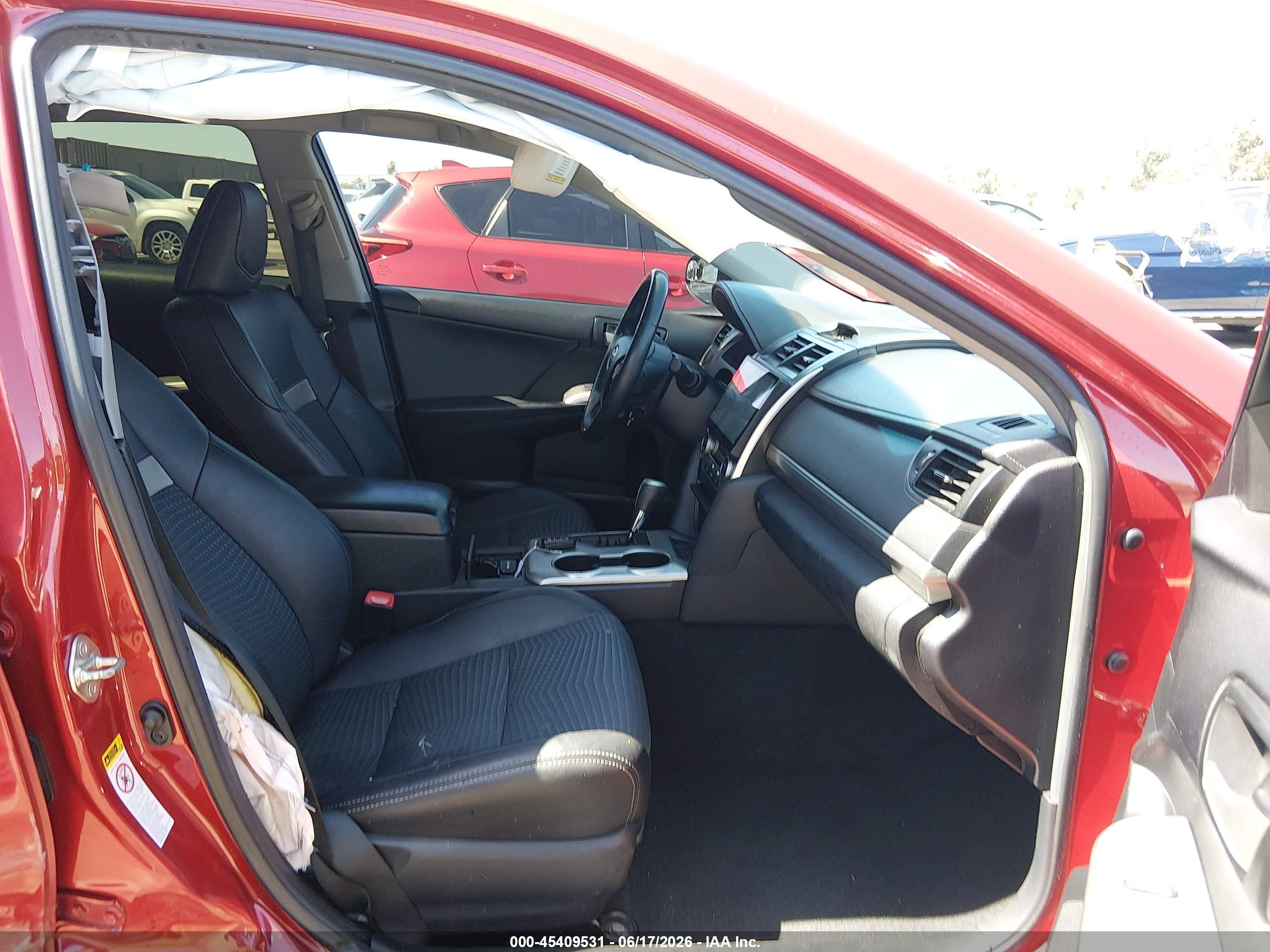 2014 Toyota Camry Hybrid Se Limited Edition Red vin: 4T1BD1FK1EU125497