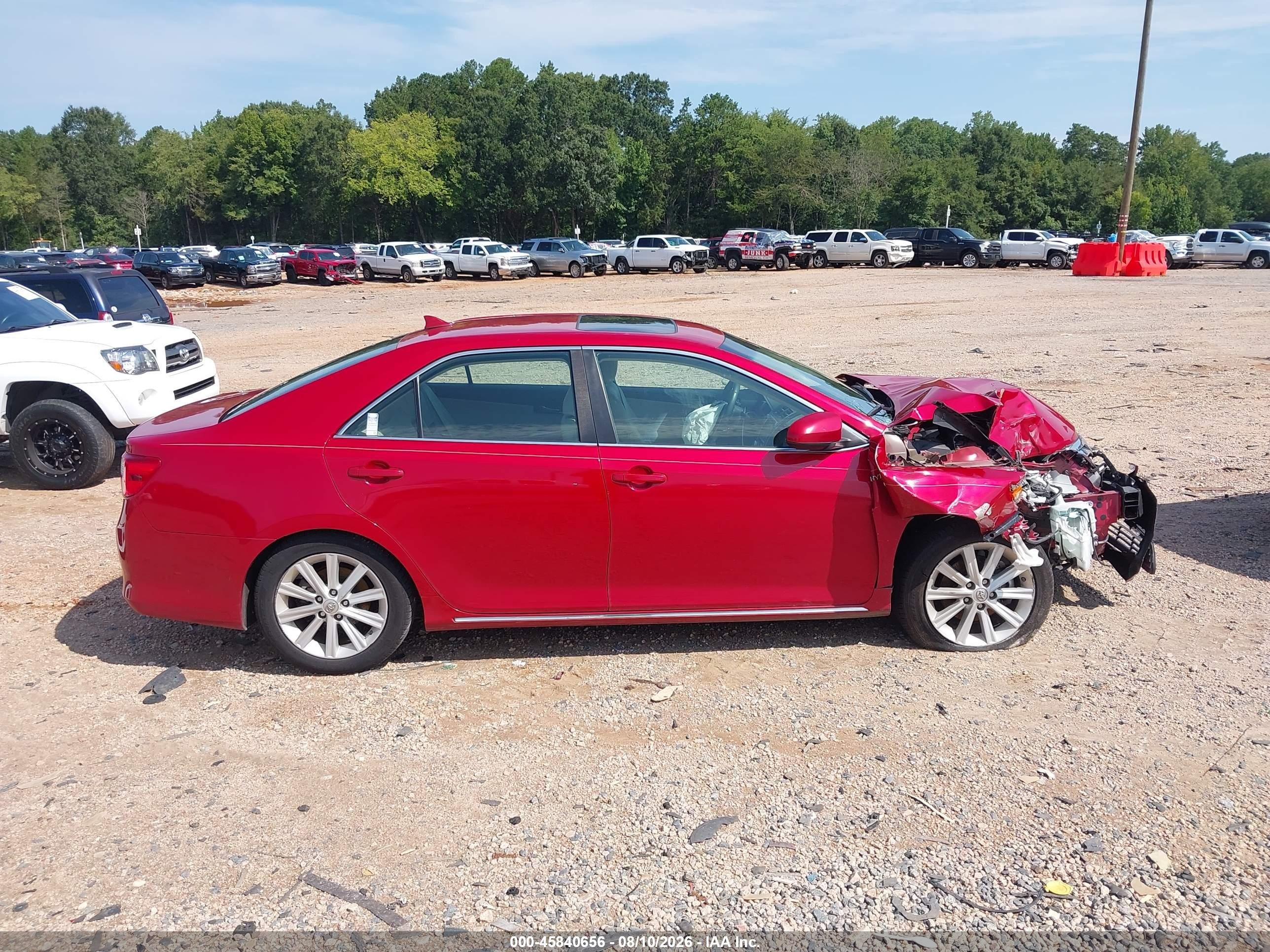 2014 Toyota Camry Hybrid Xle Red vin: 4T1BD1FK1EU131722