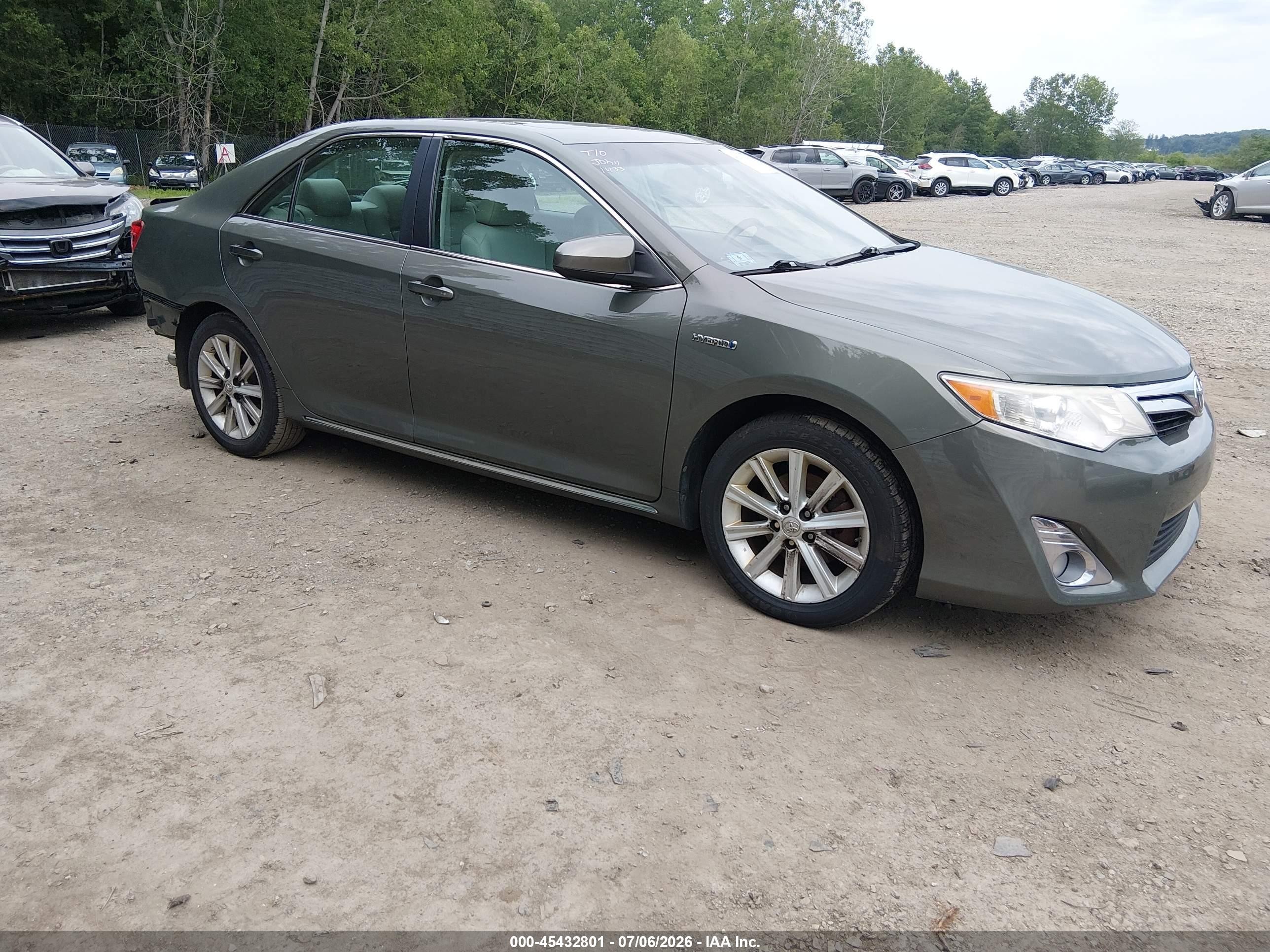 2014 Toyota Camry Hybrid Xle Green vin: 4T1BD1FK1EU138749