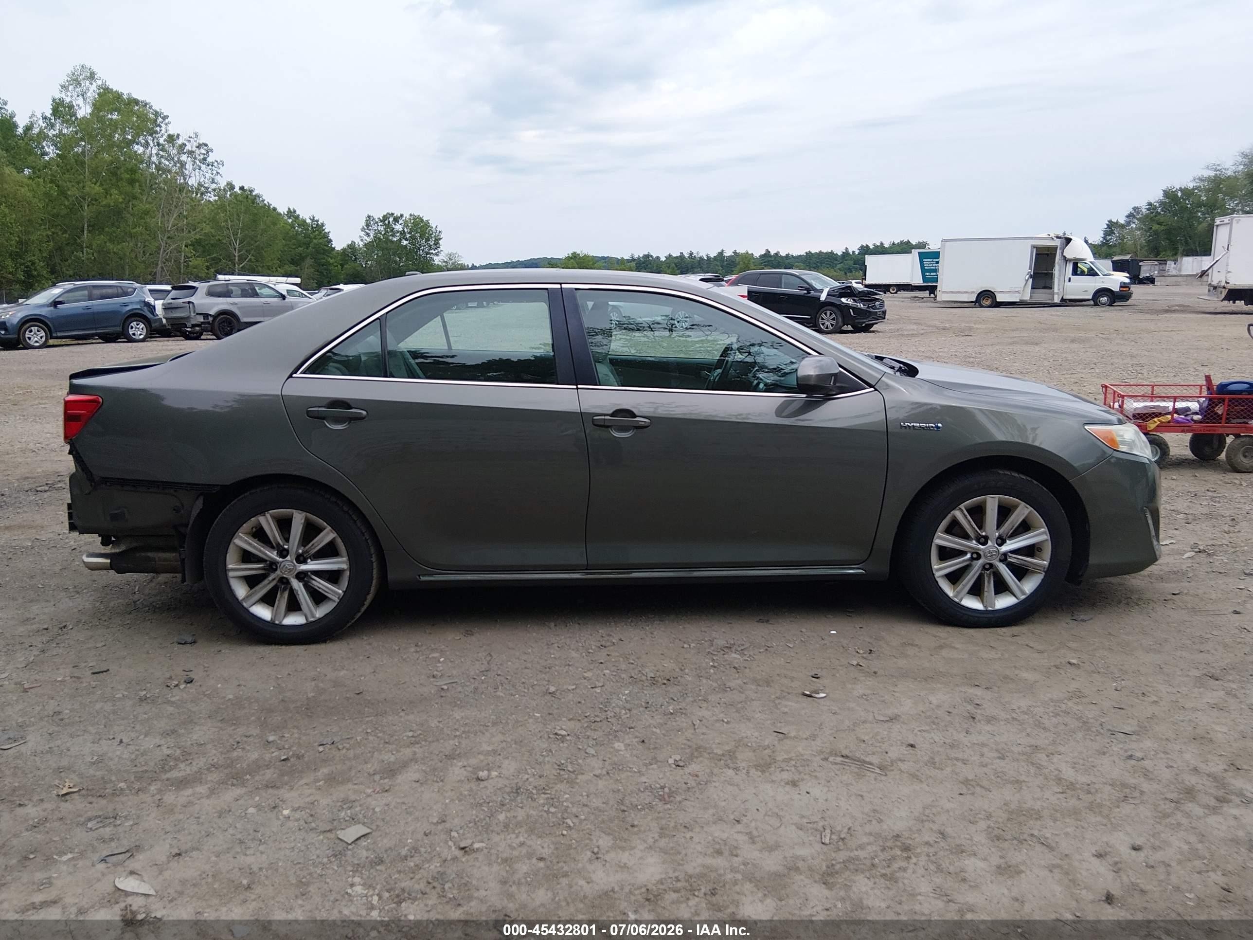 2014 Toyota Camry Hybrid Xle Green vin: 4T1BD1FK1EU138749