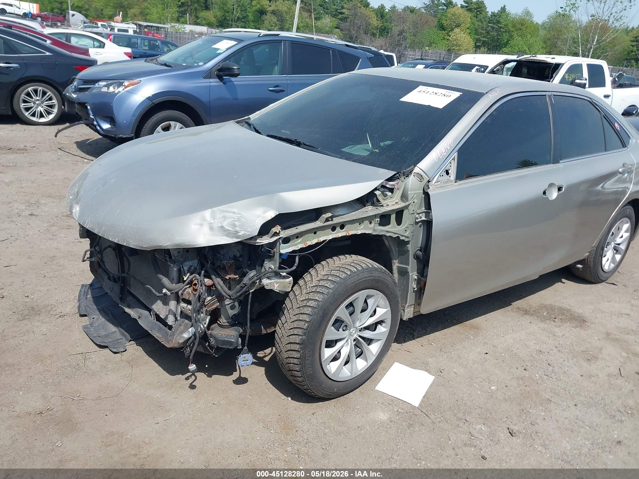 2015 Toyota Camry Hybrid Le Champagne vin: 4T1BD1FK1FU155939
