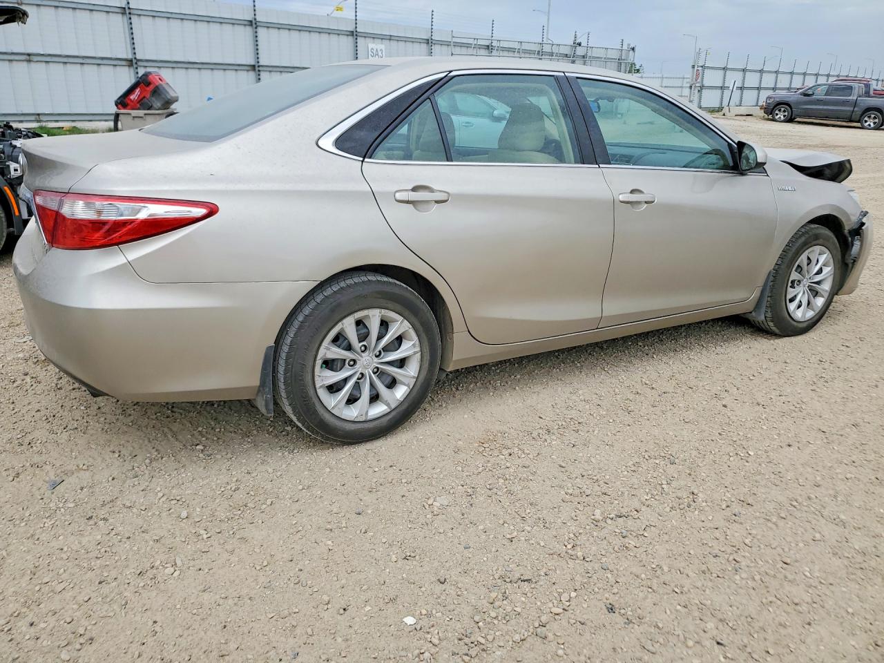 2015 Toyota Camry Hybrid Le Beige vin: 4T1BD1FK1FU171395
