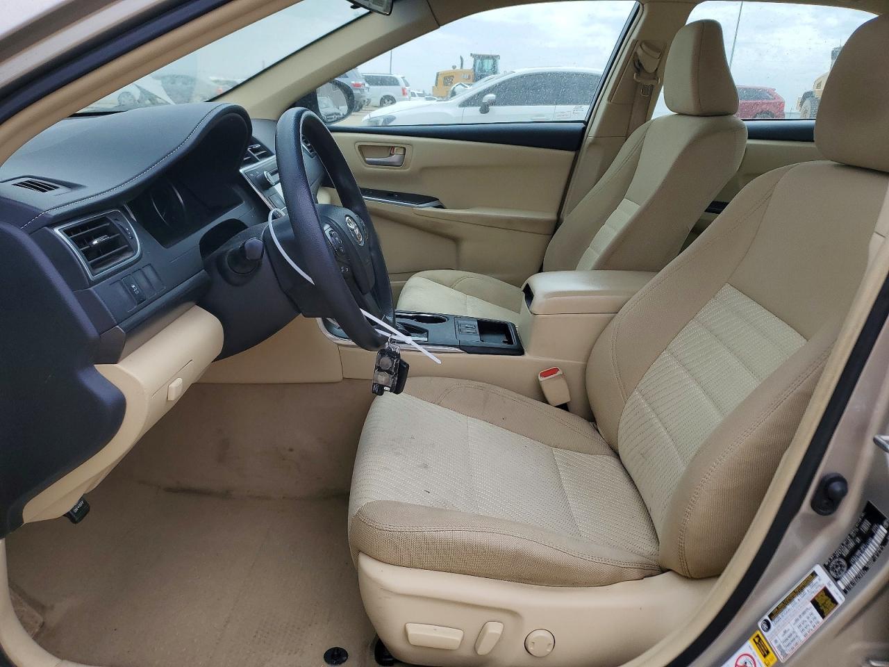2015 Toyota Camry Hybrid Le Beige vin: 4T1BD1FK1FU171395