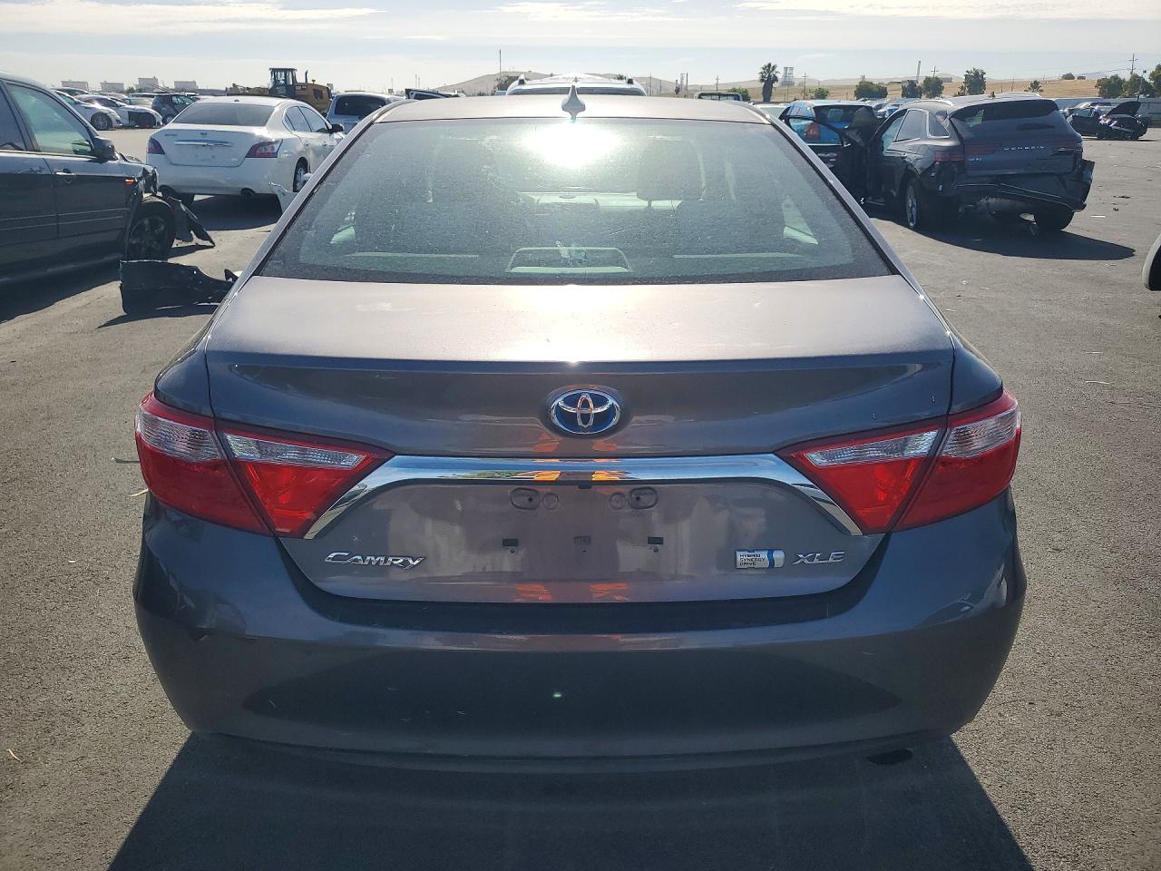 2017 Toyota Camry Hybrid Xle Угольный vin: 4T1BD1FK1HU200929