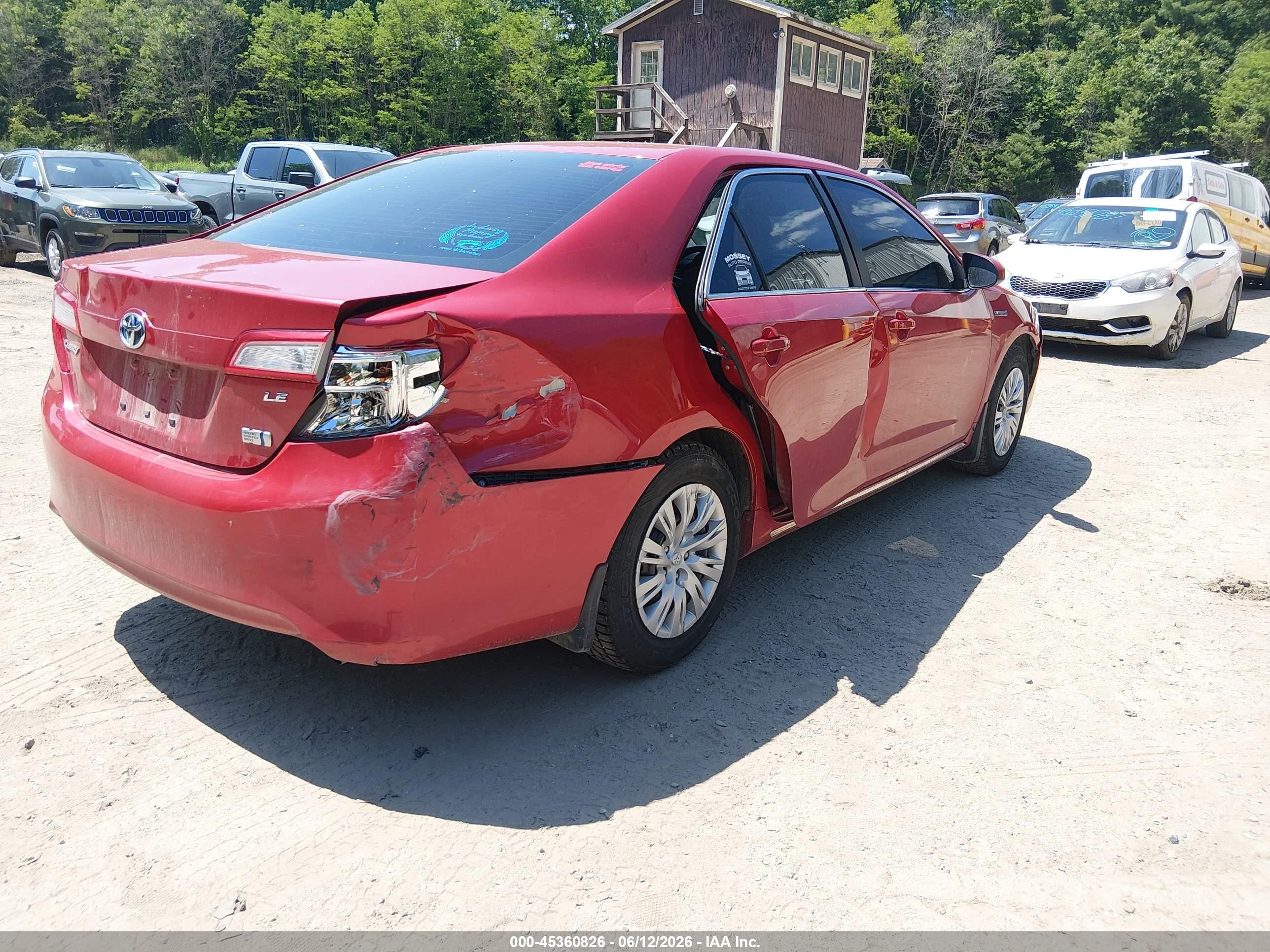 2012 Toyota Camry Hybrid Le Red vin: 4T1BD1FK2CU018407