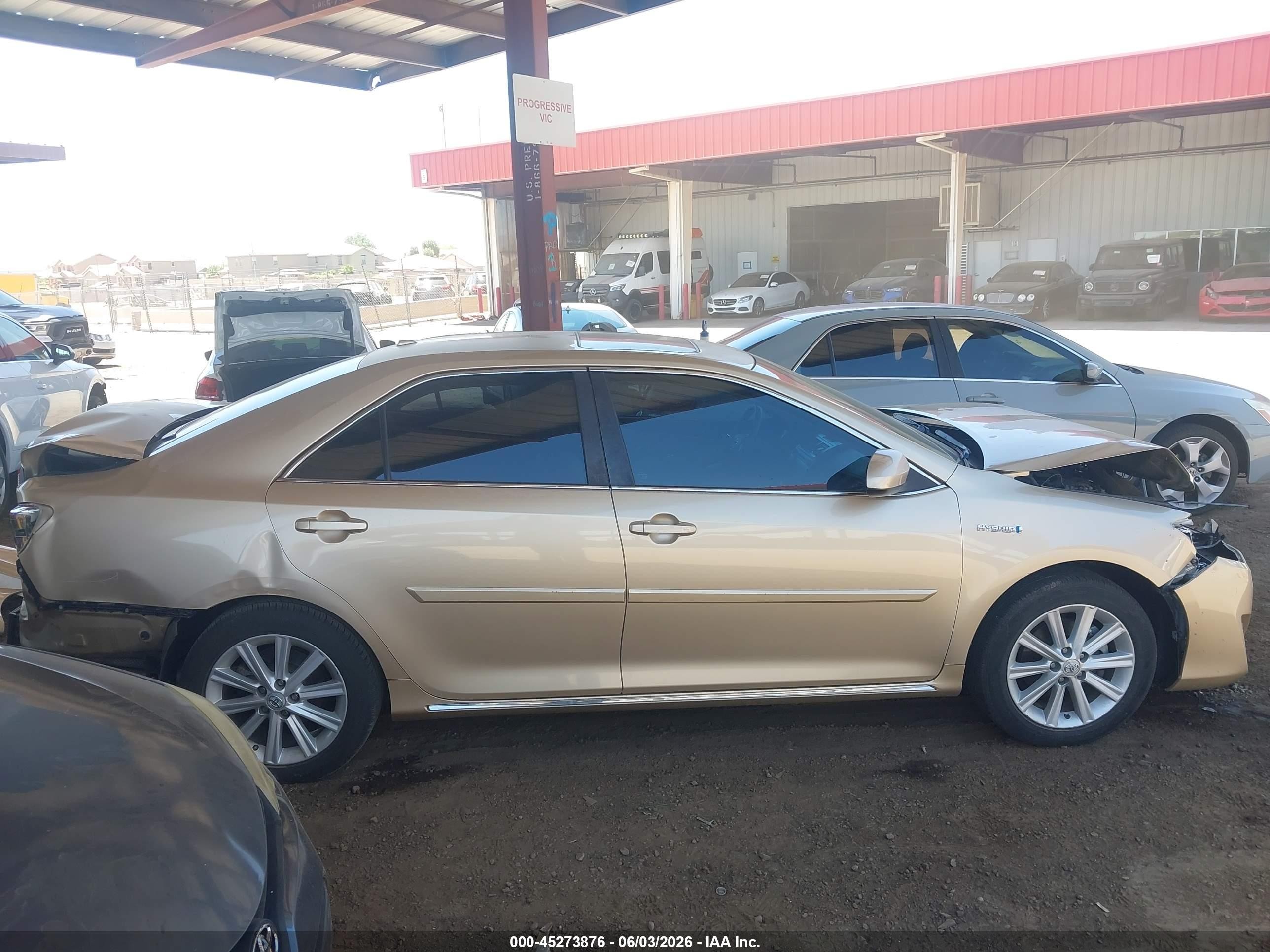 2012 Toyota Camry Hybrid Xle Бежевый vin: 4T1BD1FK2CU044425
