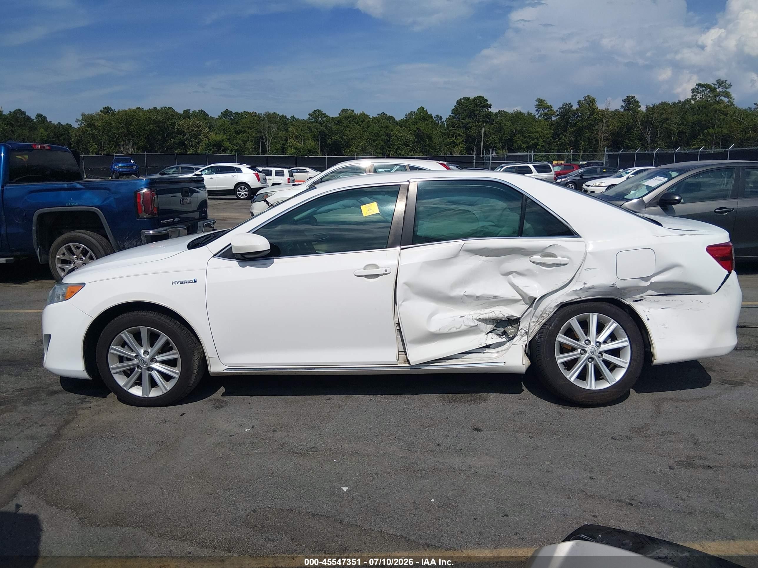 2013 Toyota Camry Hybrid Xle White vin: 4T1BD1FK2DU069682