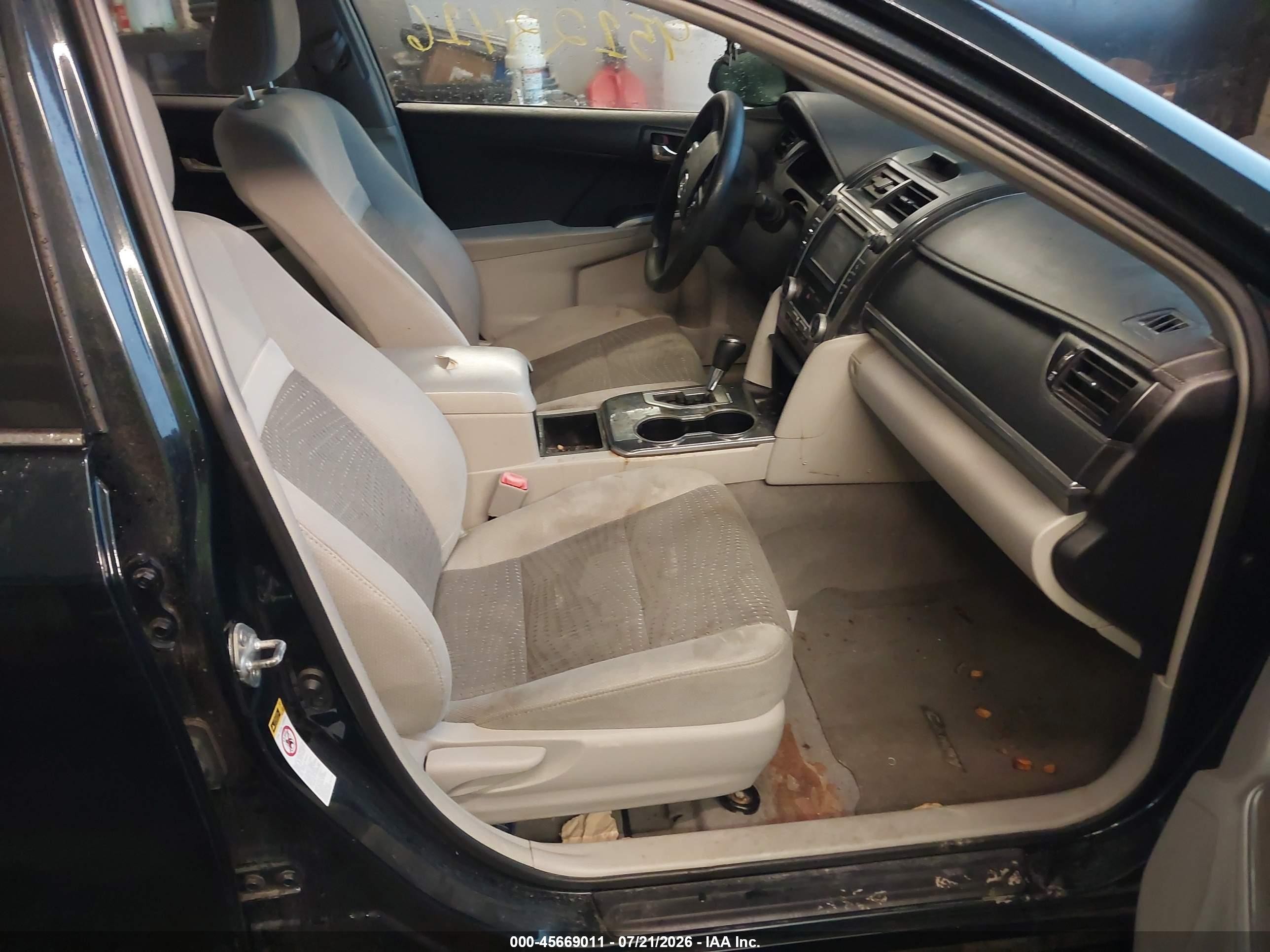 2013 Toyota Camry Hybrid Le Blue vin: 4T1BD1FK2DU071819