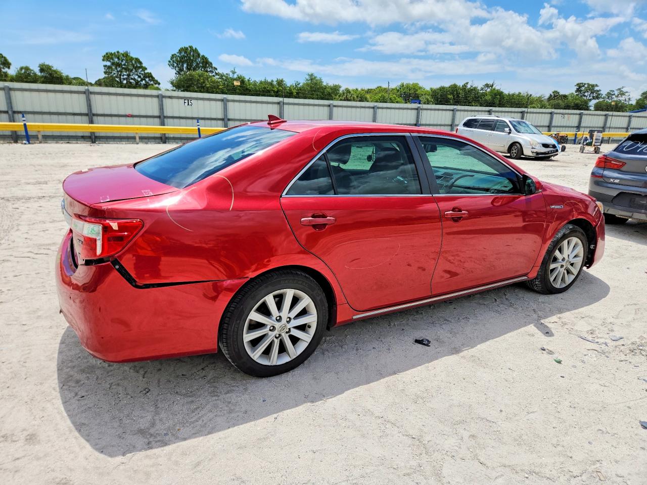 2013 Toyota Camry Hybrid Xle Red vin: 4T1BD1FK2DU072291