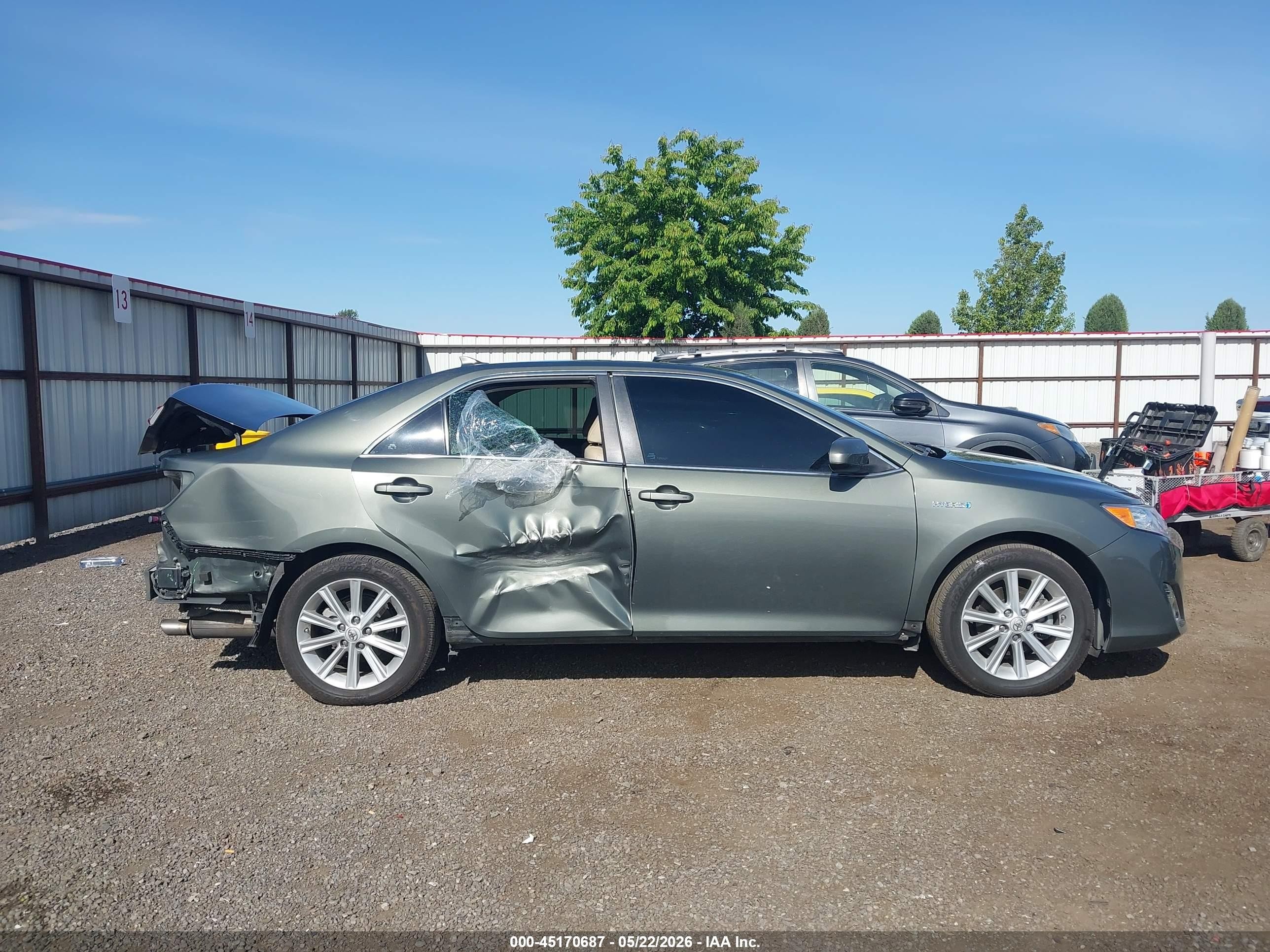 2013 Toyota Camry Hybrid Xle Зеленый vin: 4T1BD1FK2DU073280