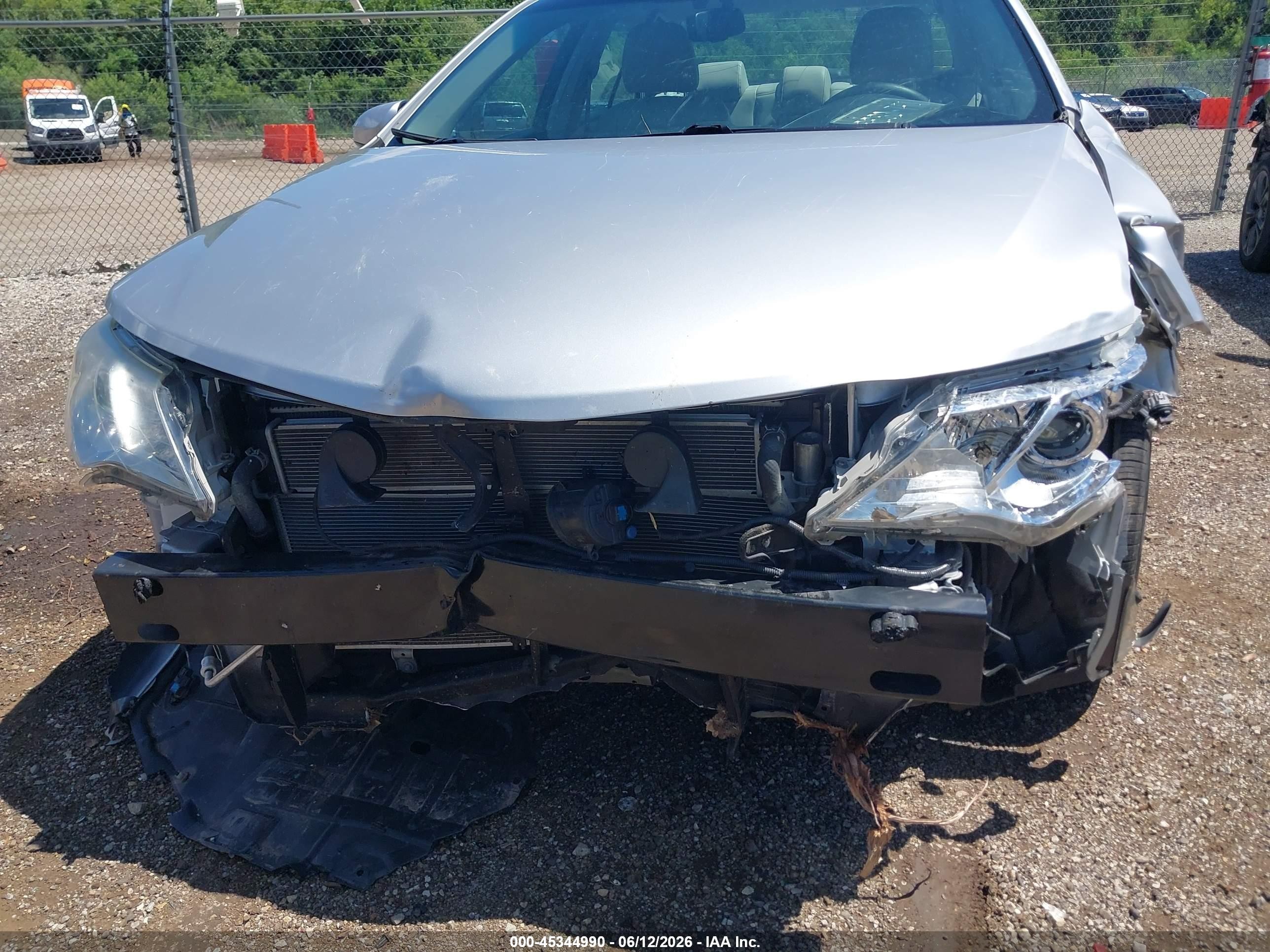 2013 Toyota Camry Hybrid Xle Silver vin: 4T1BD1FK2DU077183