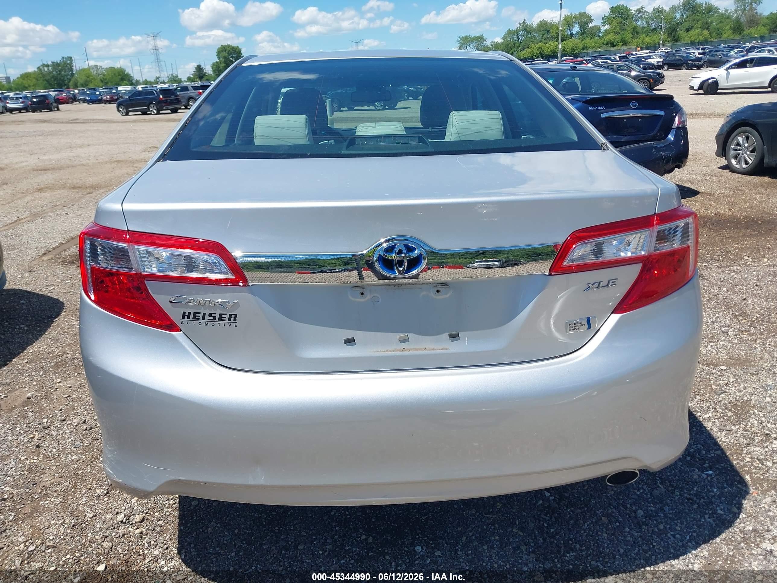 2013 Toyota Camry Hybrid Xle Silver vin: 4T1BD1FK2DU077183