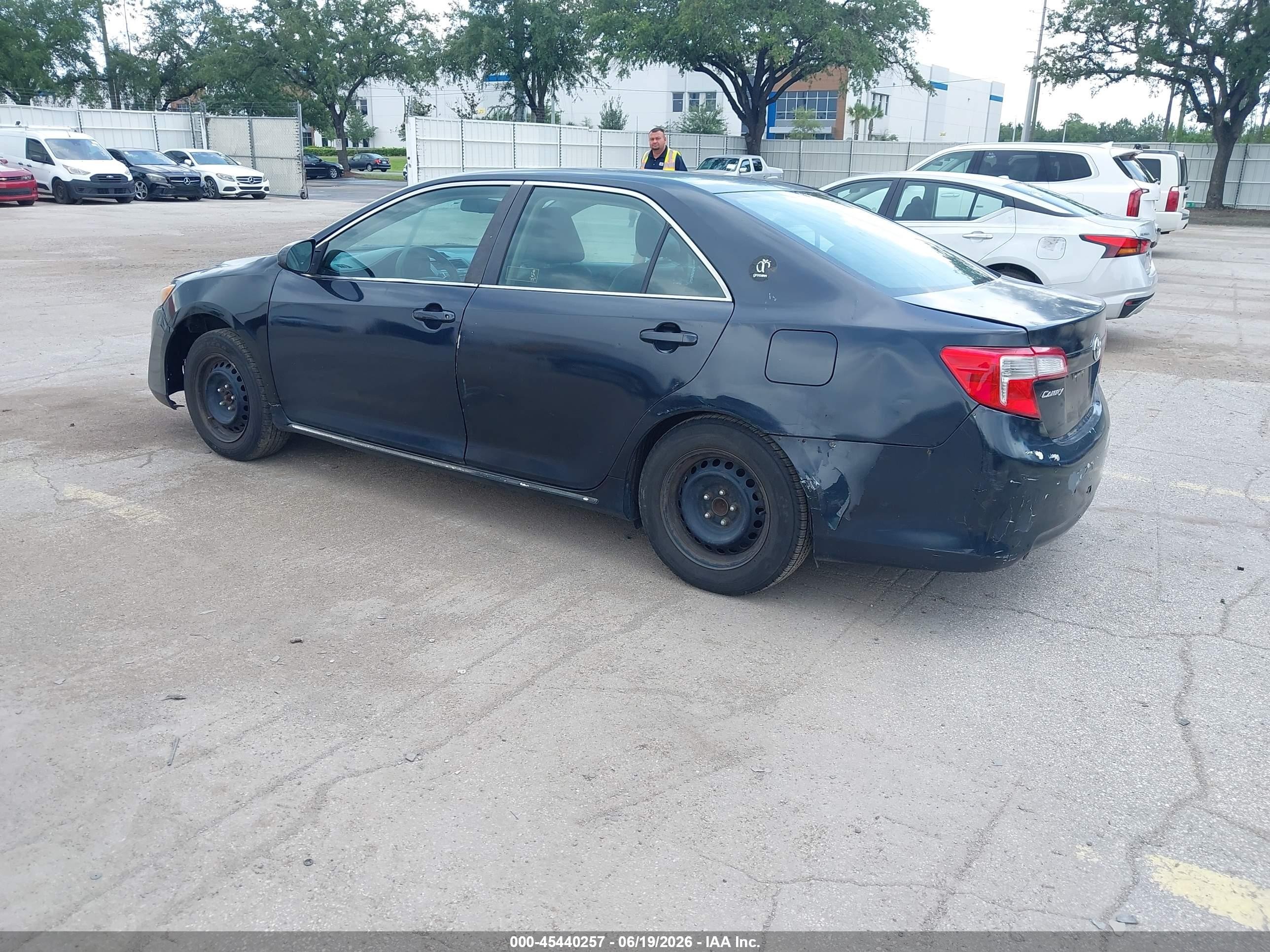 2014 Toyota Camry Hybrid Le Black vin: 4T1BD1FK2EU097516