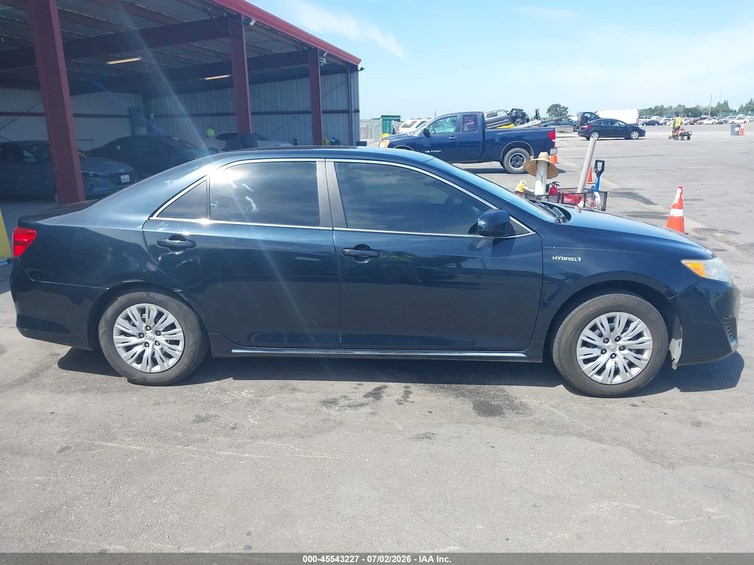2014 Toyota Camry Hybrid Le Black vin: 4T1BD1FK2EU099654
