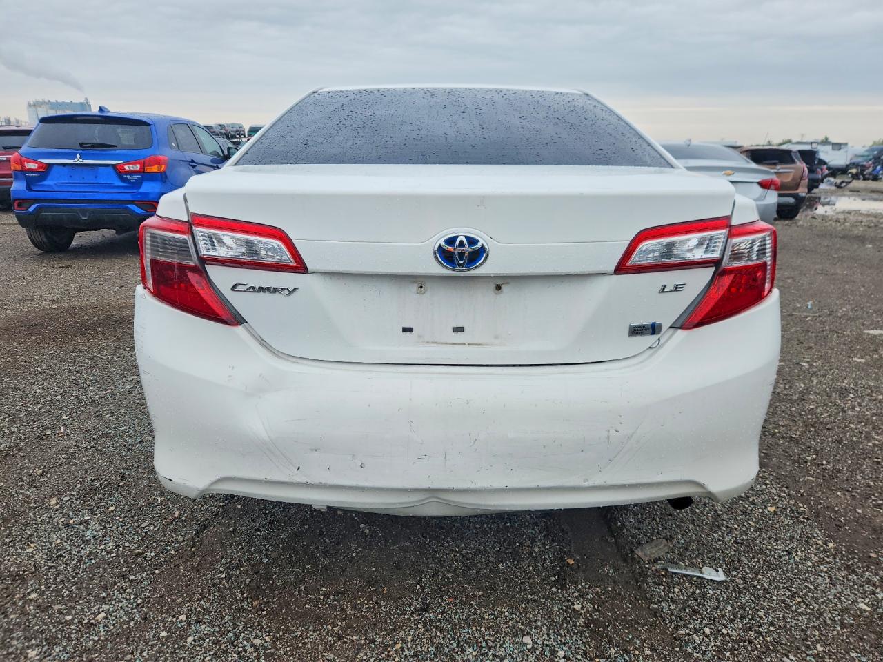 2014 Toyota Camry Hybrid Le White vin: 4T1BD1FK2EU110975