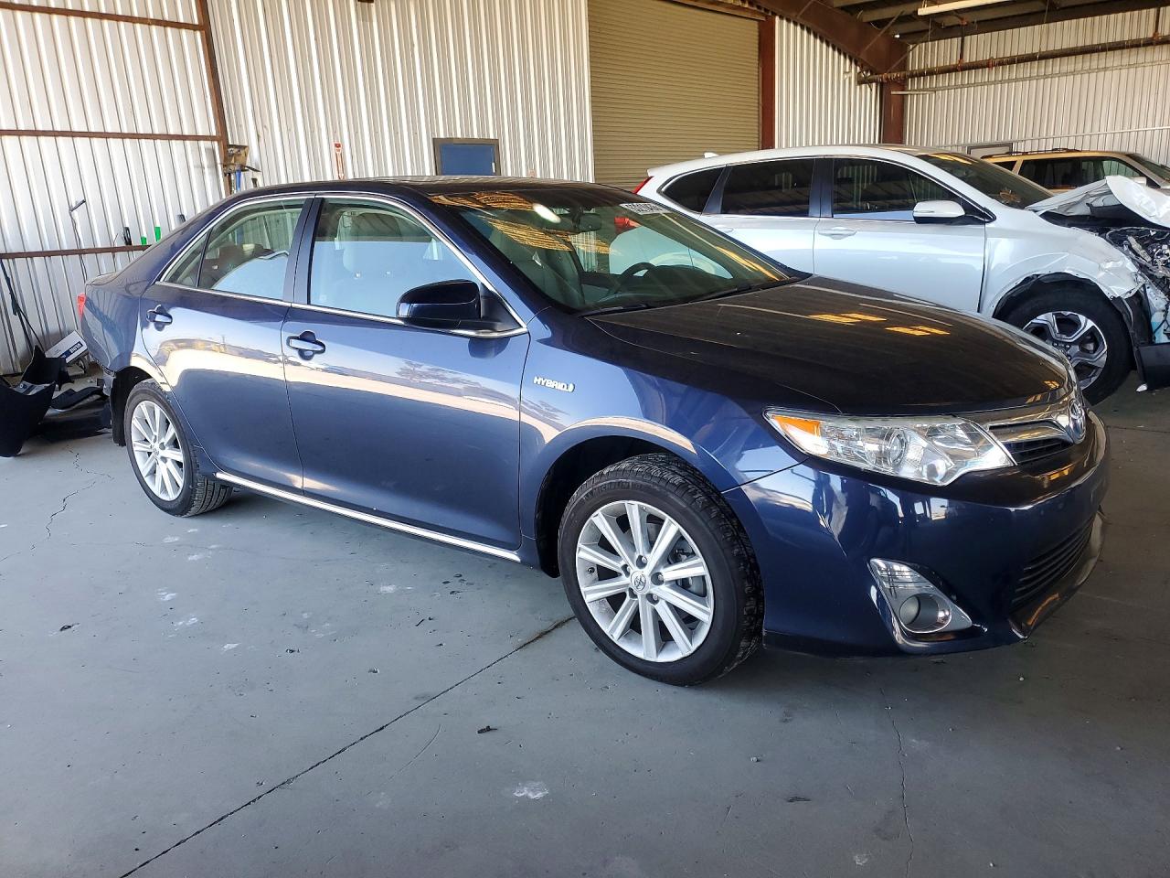 2014 Toyota Camry Hybrid Xle Blue vin: 4T1BD1FK2EU112760