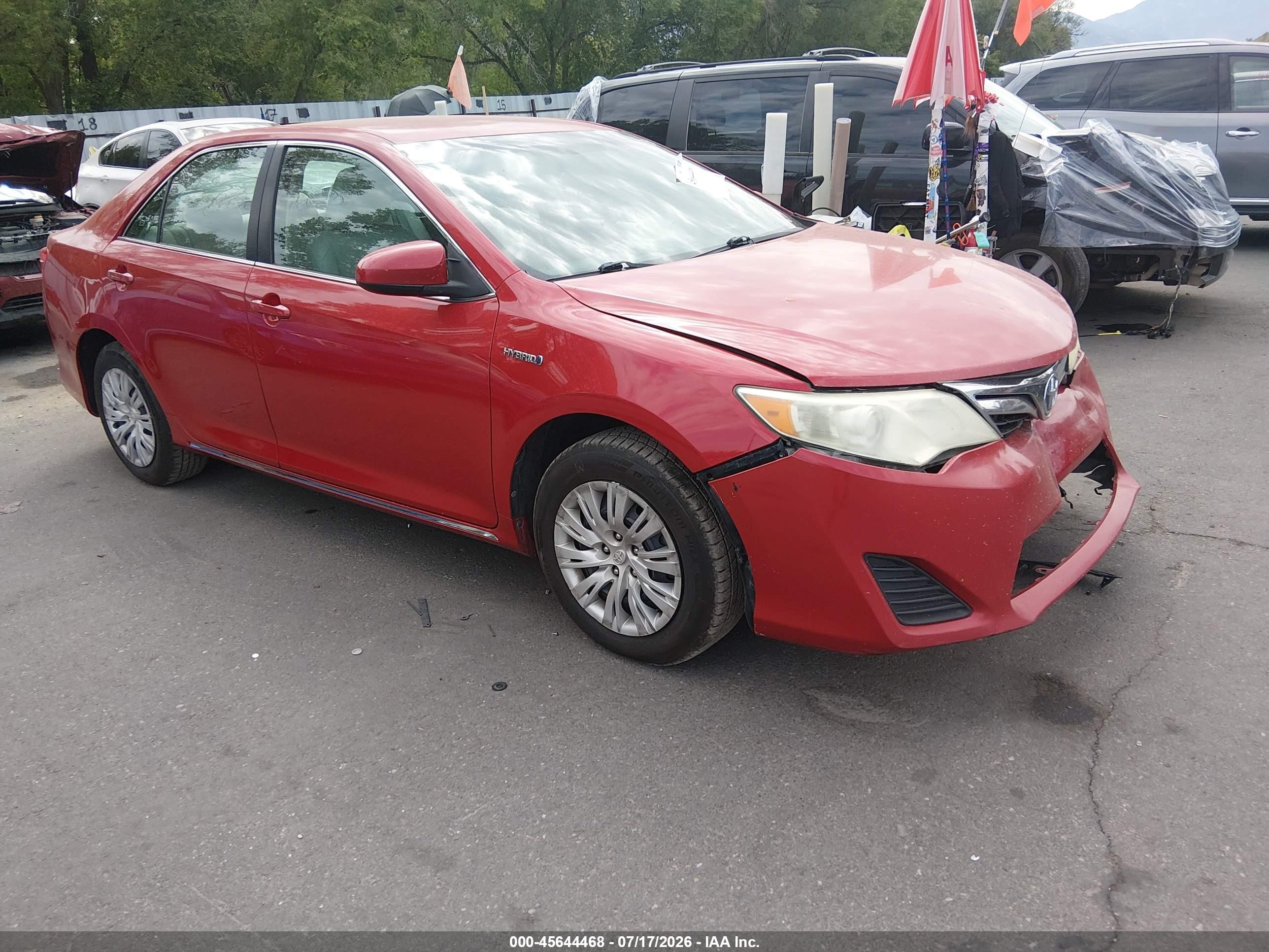2014 Toyota Camry Hybrid Le Бордовый vin: 4T1BD1FK2EU129347