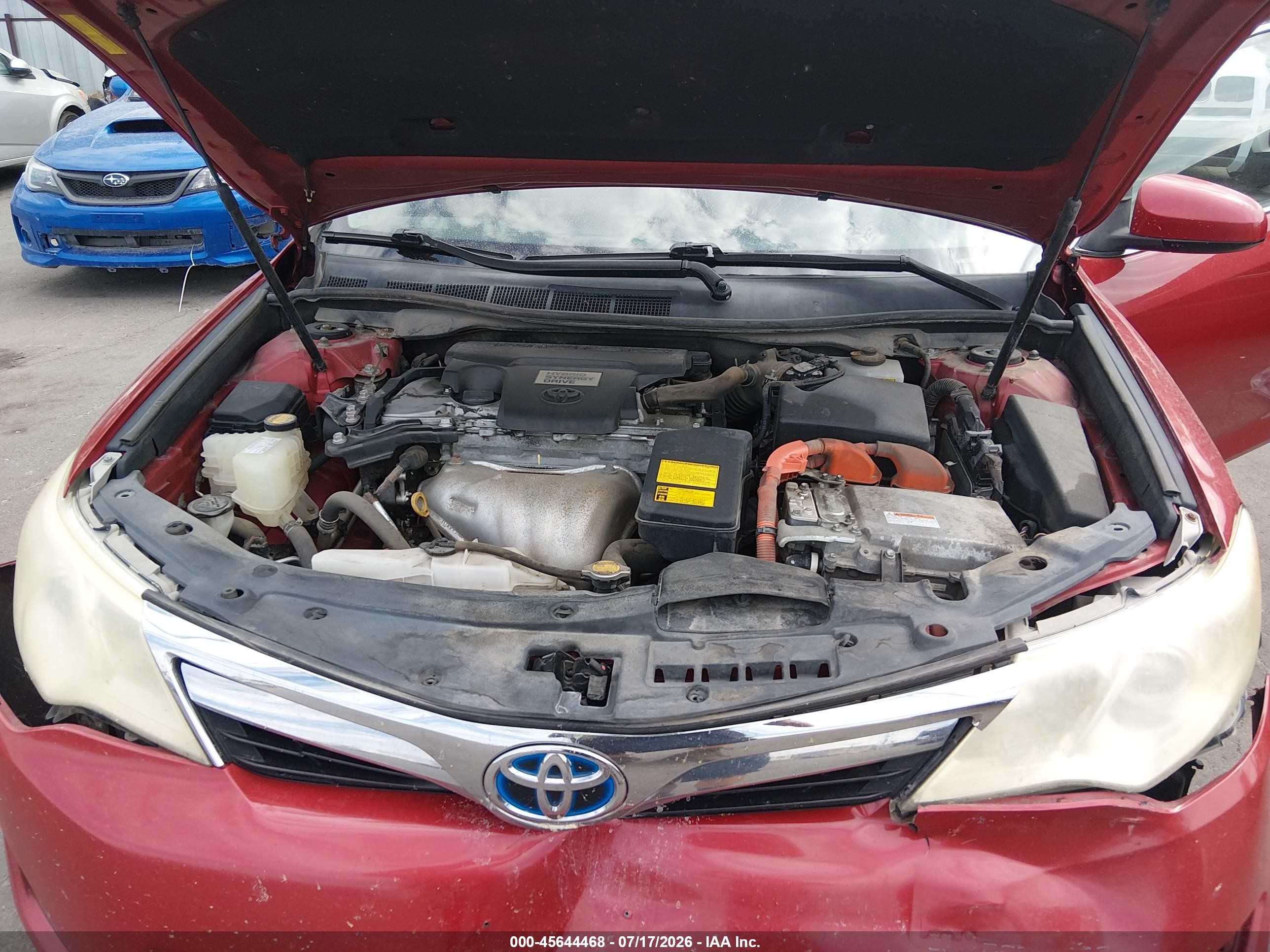 2014 Toyota Camry Hybrid Le Burgundy vin: 4T1BD1FK2EU129347