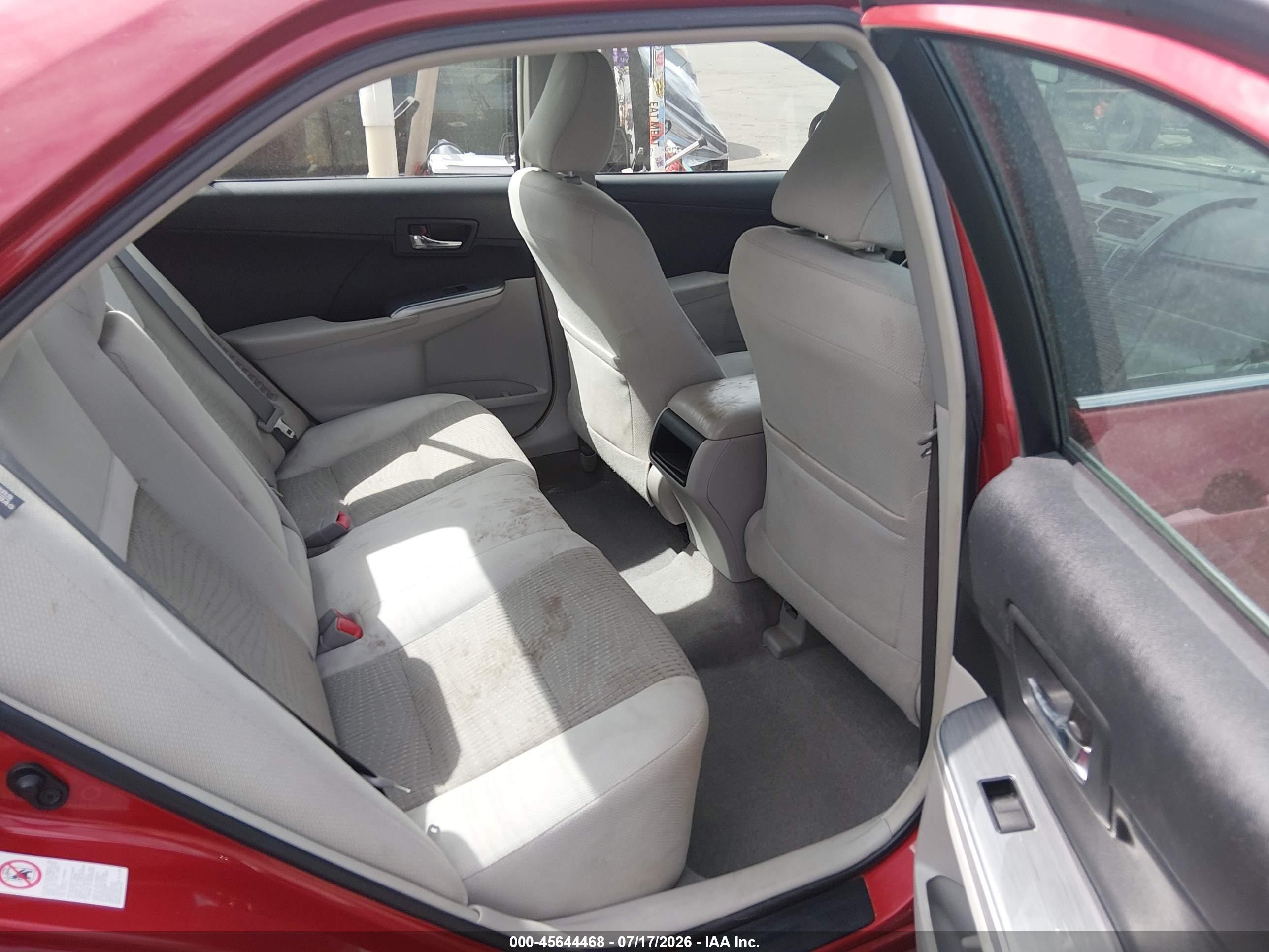2014 Toyota Camry Hybrid Le Burgundy vin: 4T1BD1FK2EU129347