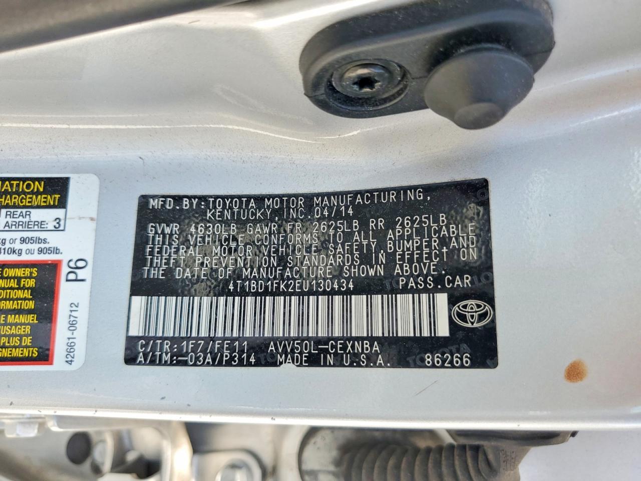 2014 Toyota Camry Hybrid Le Silver vin: 4T1BD1FK2EU130434