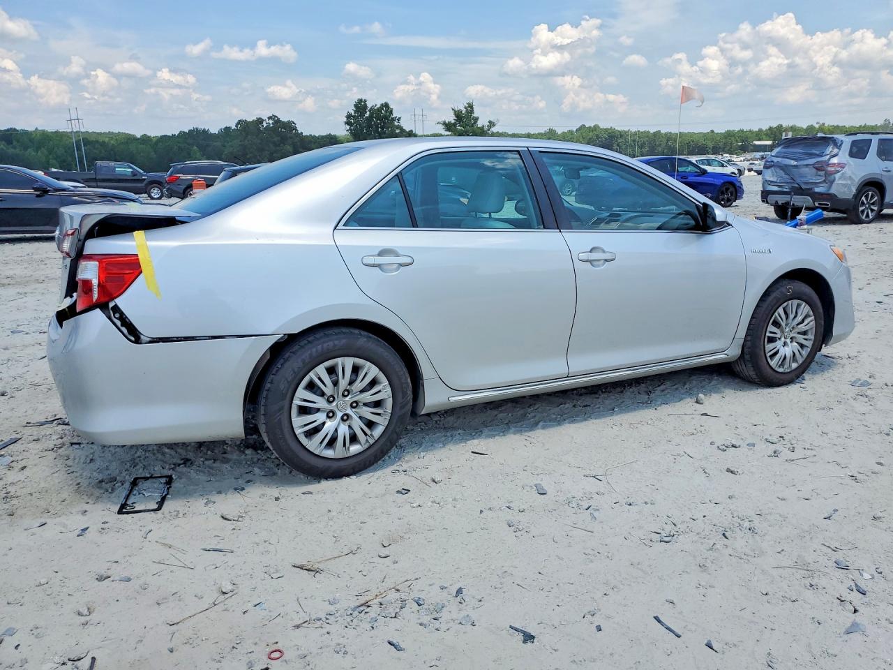 2014 Toyota Camry Hybrid Le Silver vin: 4T1BD1FK2EU130434
