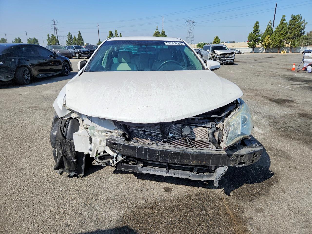2014 Toyota Camry Hybrid Le White vin: 4T1BD1FK2EU138503