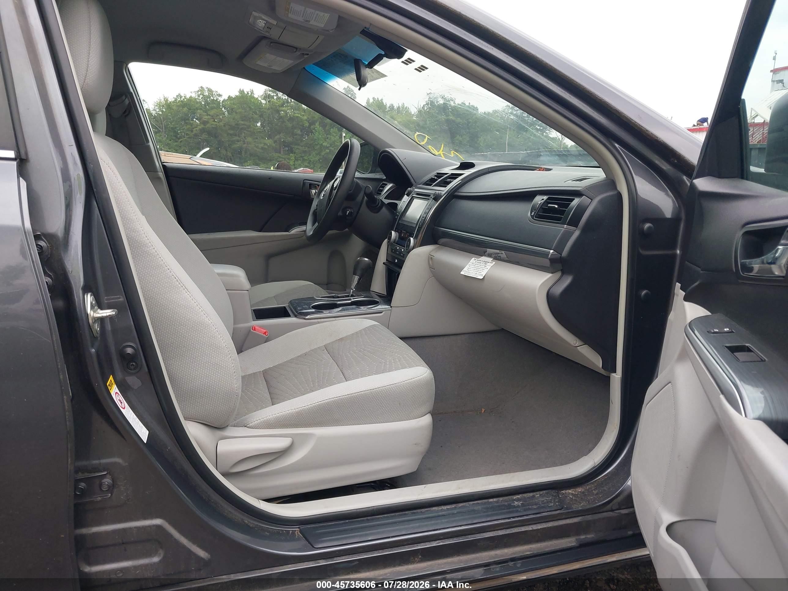 2014 Toyota Camry Hybrid Le Gray vin: 4T1BD1FK2EU141501