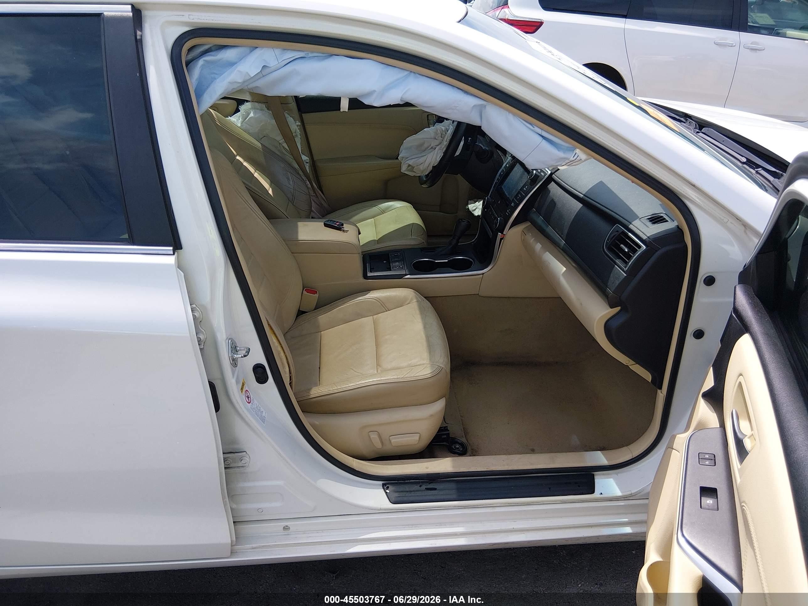 2015 Toyota Camry Hybrid Xle White vin: 4T1BD1FK2FU164858