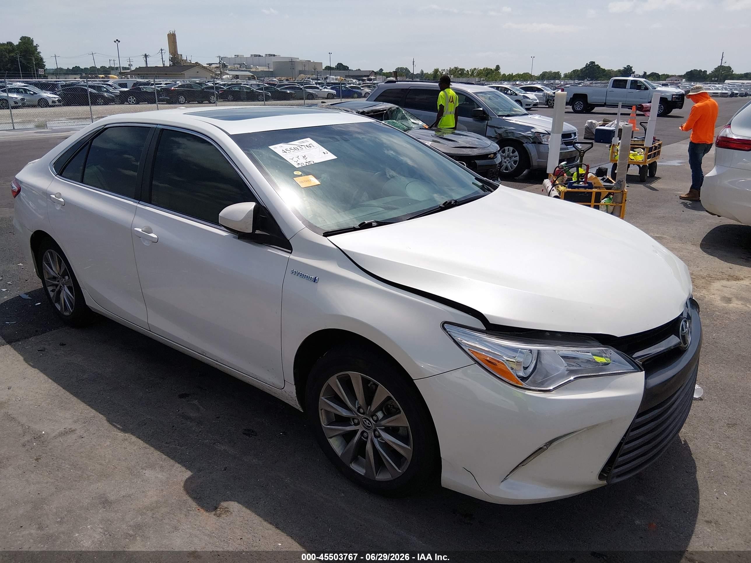 2015 Toyota Camry Hybrid Xle White vin: 4T1BD1FK2FU164858