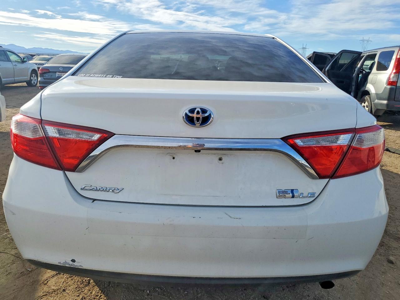 2015 Toyota Camry Hybrid Le White vin: 4T1BD1FK2FU164875