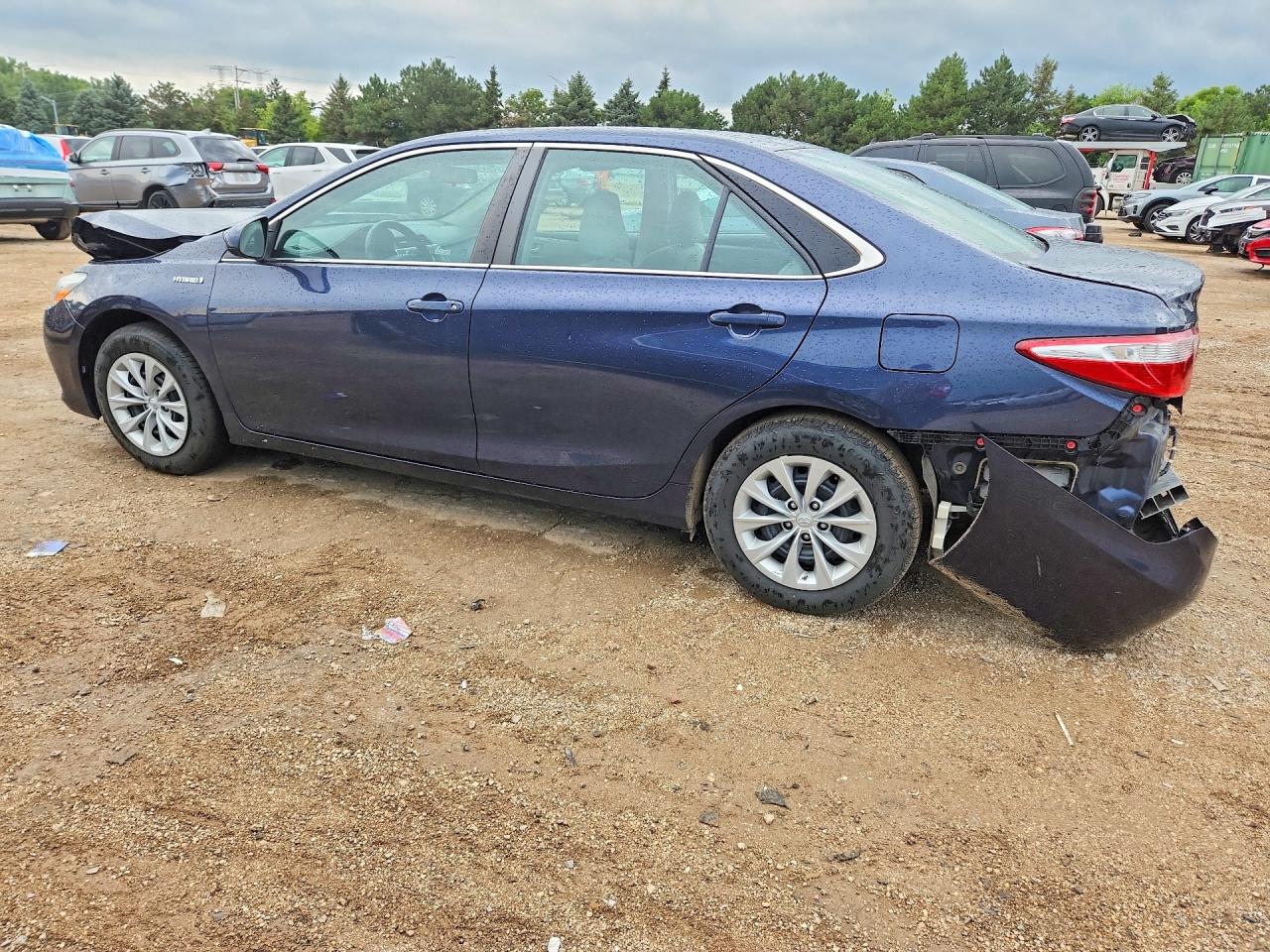 2015 Toyota Camry Hybrid Le Blue vin: 4T1BD1FK2FU170756
