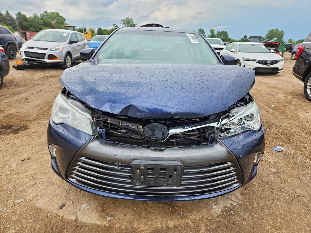 2015 Toyota Camry Hybrid Le Blue vin: 4T1BD1FK2FU170756