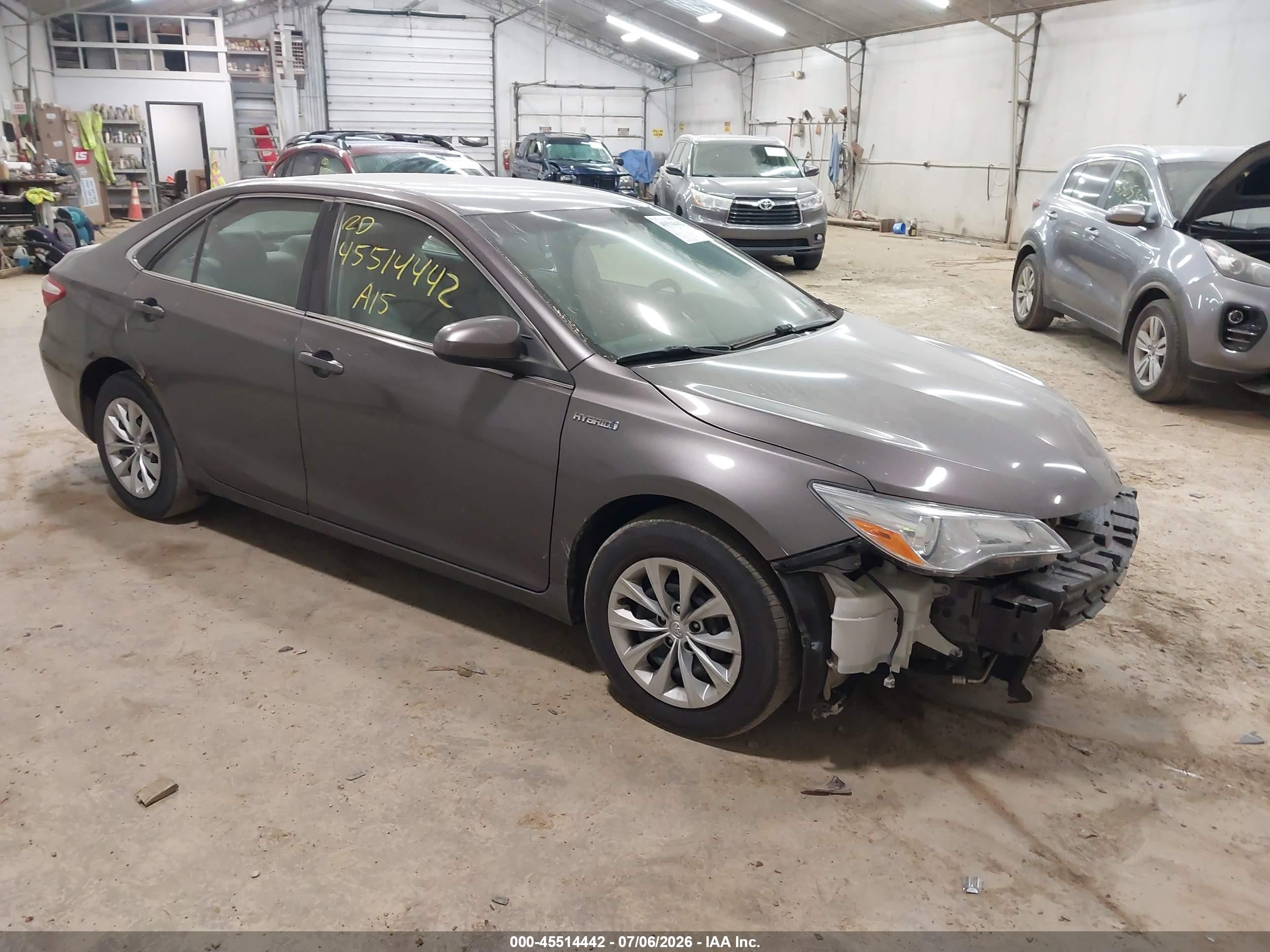 2015 Toyota Camry Hybrid Le Серый vin: 4T1BD1FK2FU171129