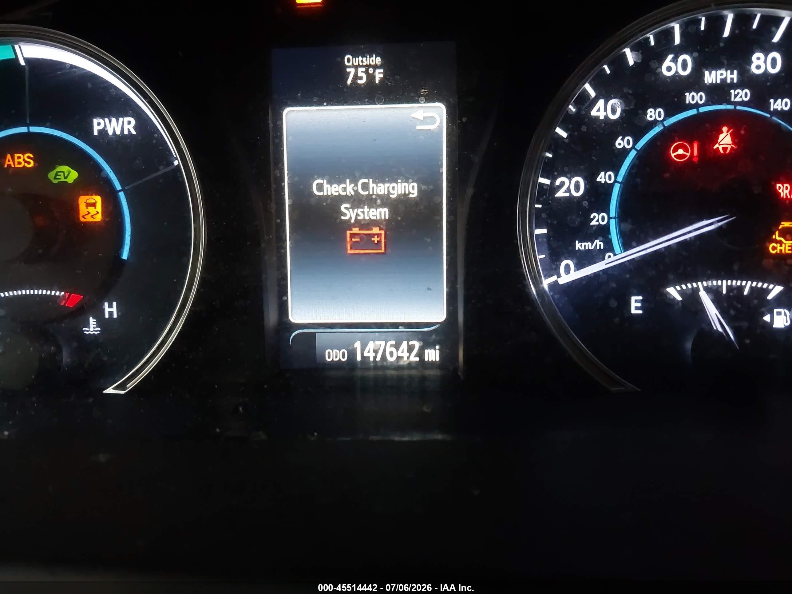 2015 Toyota Camry Hybrid Le Серый vin: 4T1BD1FK2FU171129