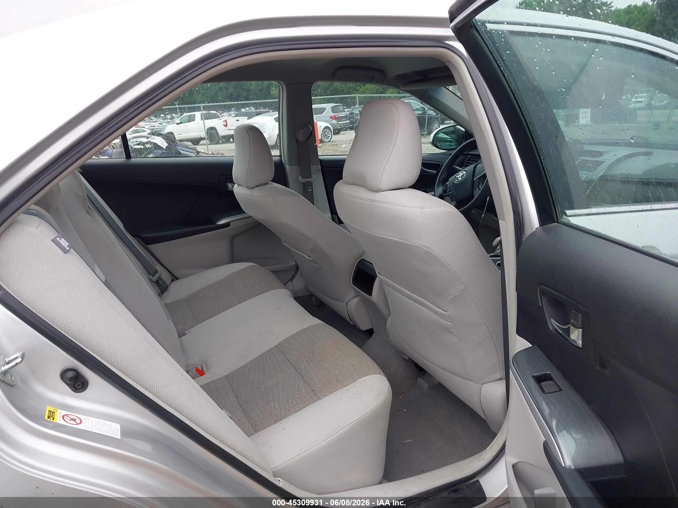 2012 Toyota Camry Hybrid Le Silver vin: 4T1BD1FK3CU021896