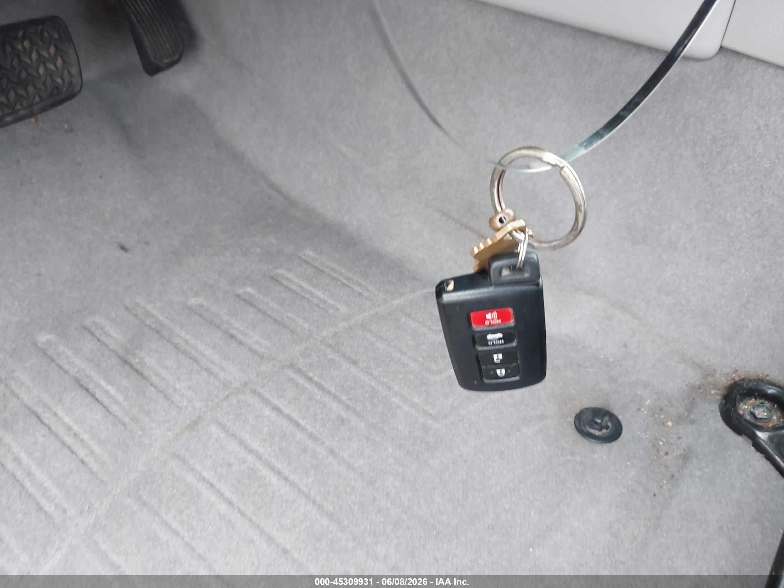 2012 Toyota Camry Hybrid Le Silver vin: 4T1BD1FK3CU021896