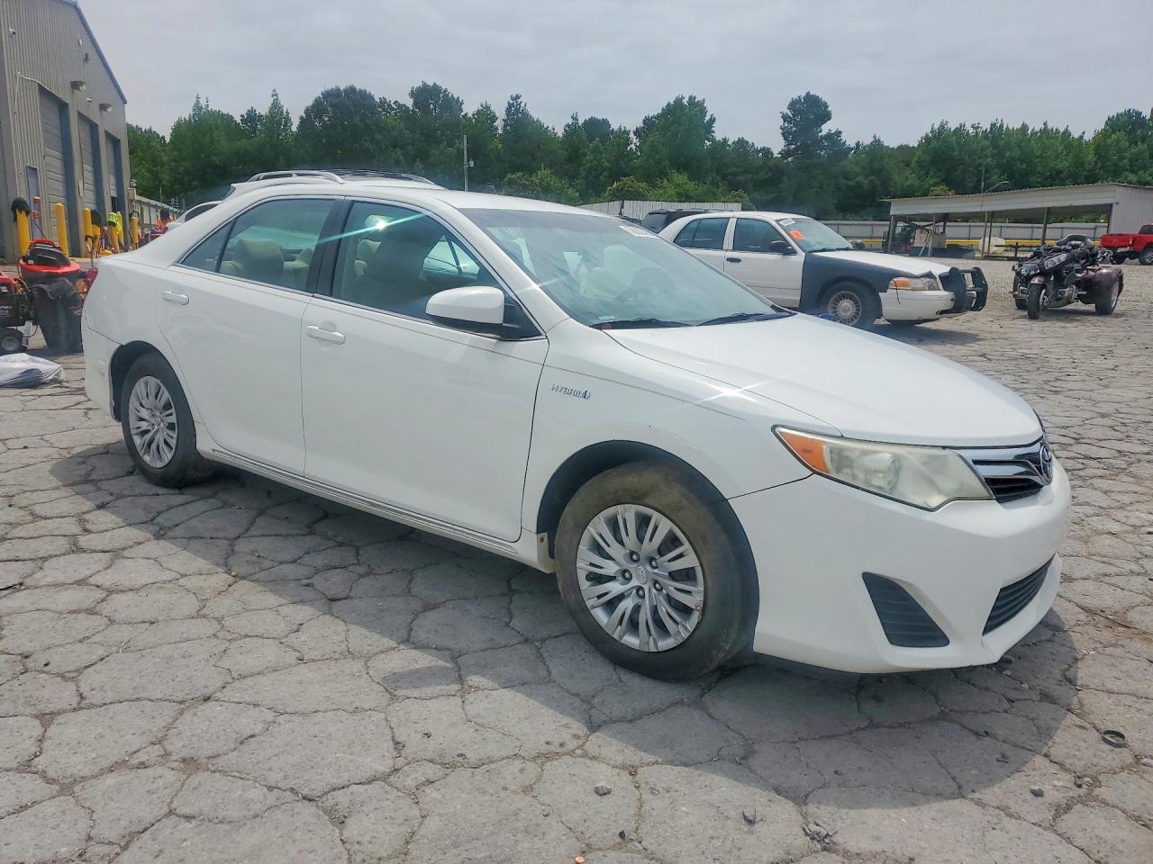 2012 Toyota Camry Hybrid Le White vin: 4T1BD1FK3CU021963