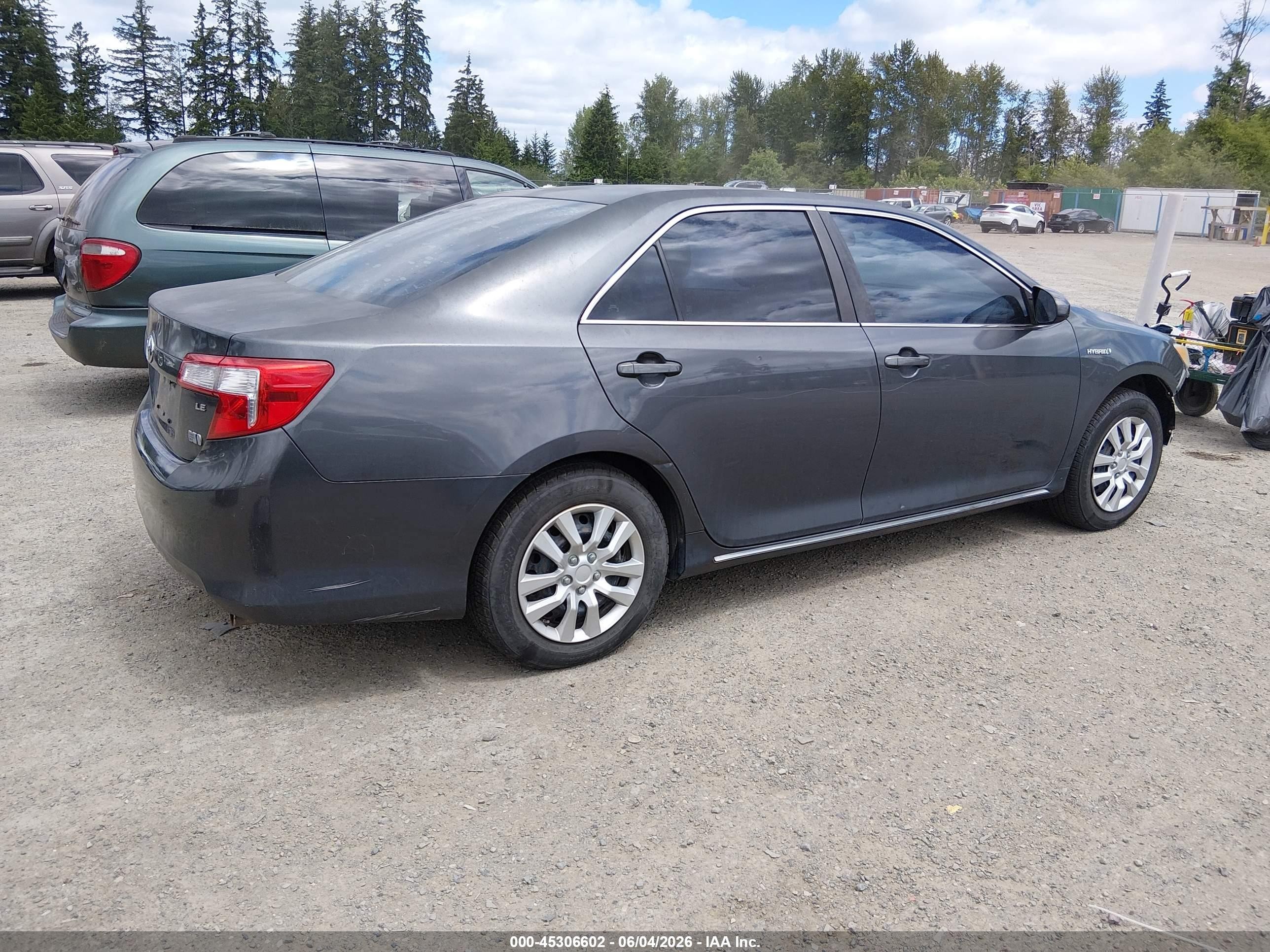 2012 Toyota Camry Hybrid Le Серый vin: 4T1BD1FK3CU031991