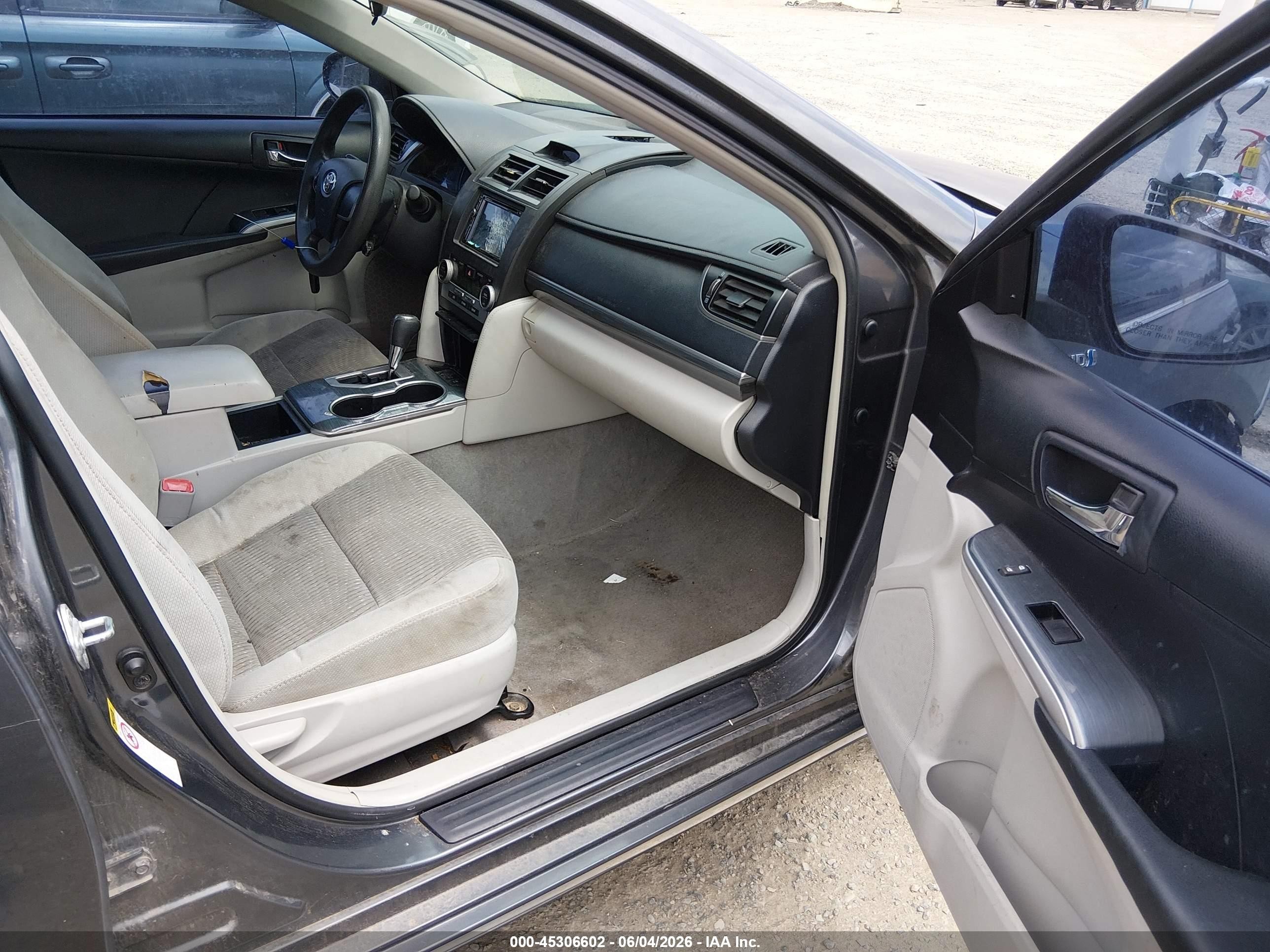 2012 Toyota Camry Hybrid Le Серый vin: 4T1BD1FK3CU031991