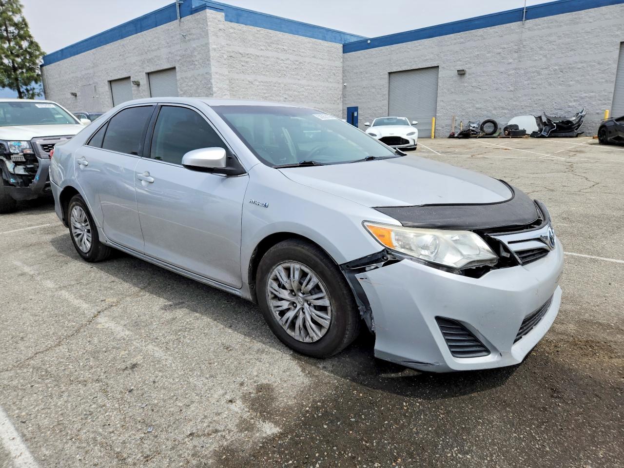 2012 Toyota Camry Hybrid Le Серебряный vin: 4T1BD1FK3CU032221