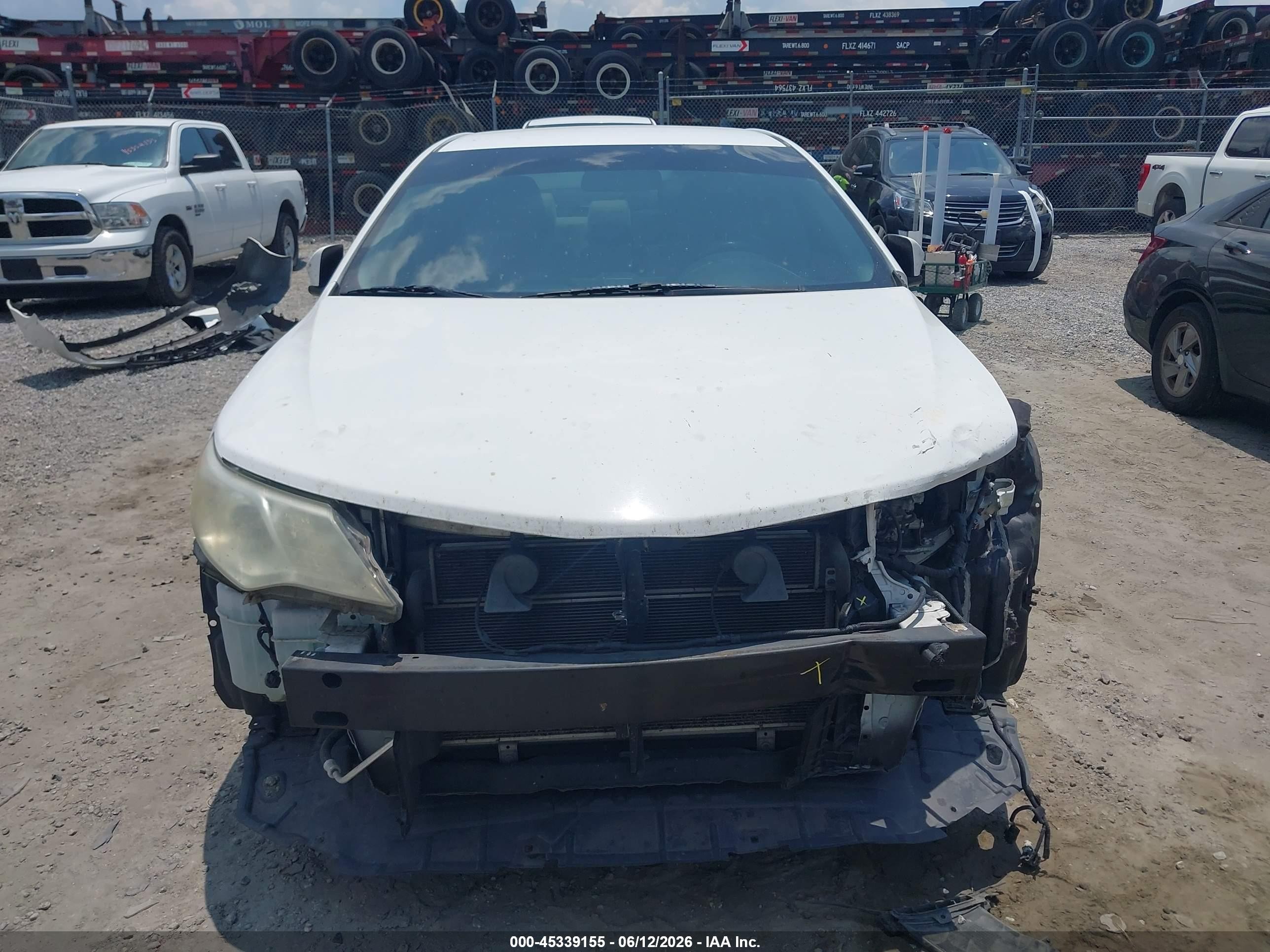 2012 Toyota Camry Hybrid Le White vin: 4T1BD1FK3CU035894