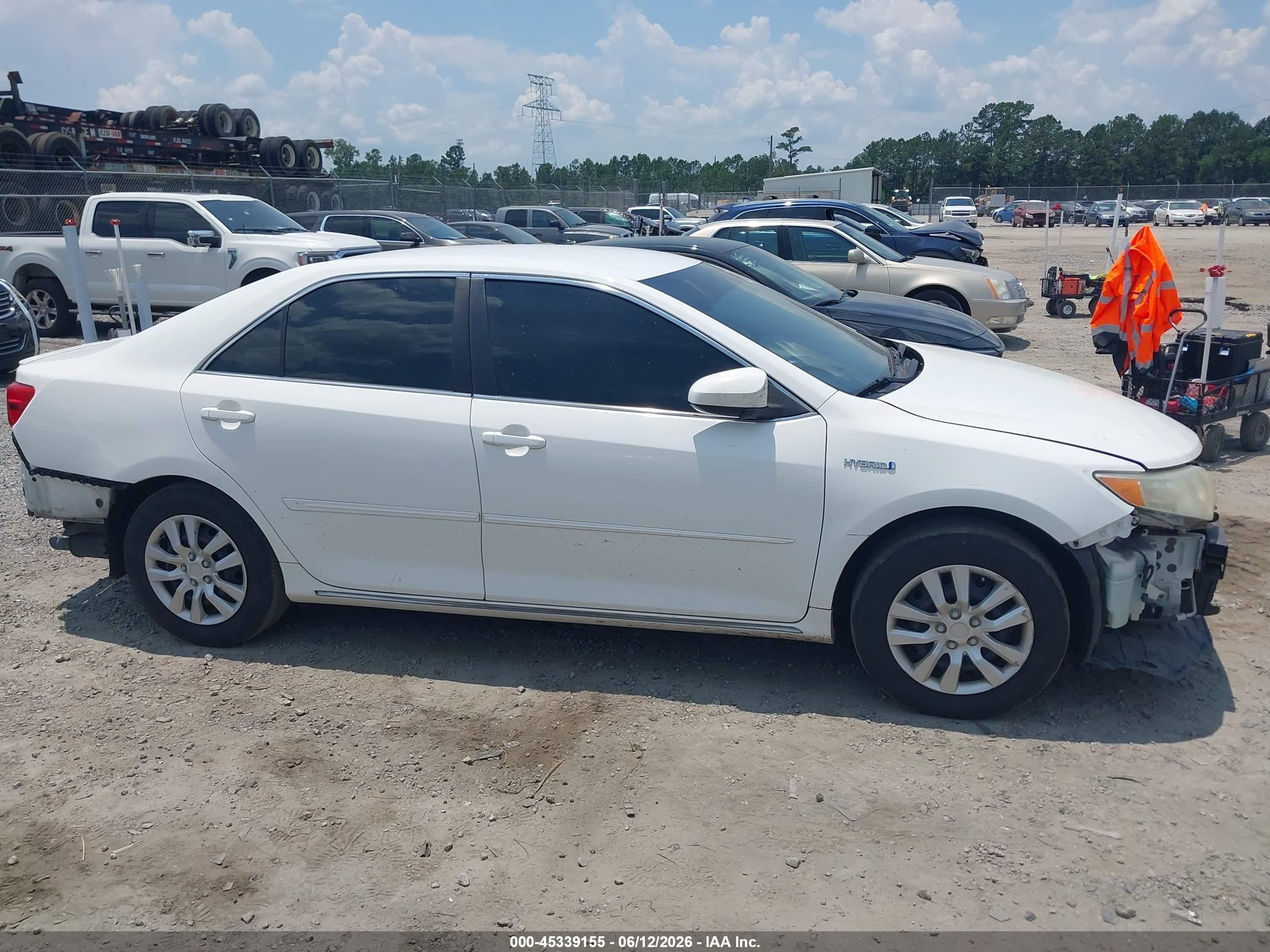 2012 Toyota Camry Hybrid Le White vin: 4T1BD1FK3CU035894