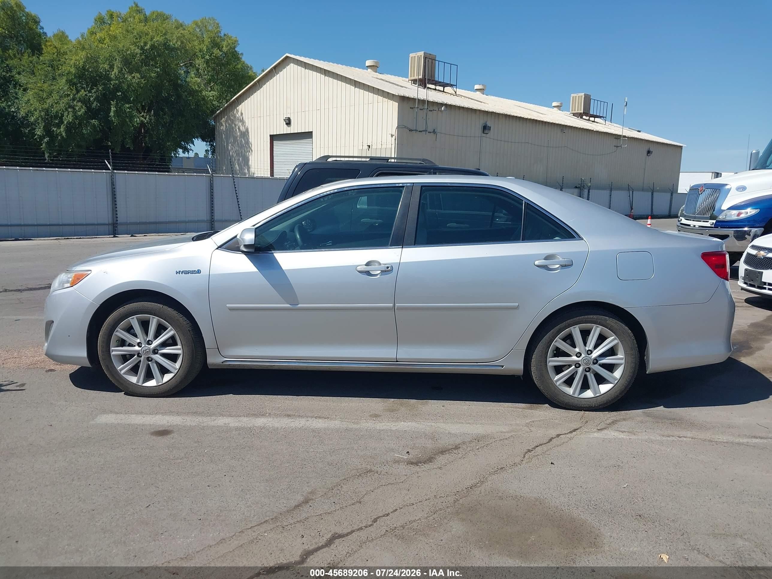 2012 Toyota Camry Hybrid Xle Silver vin: 4T1BD1FK3CU042313