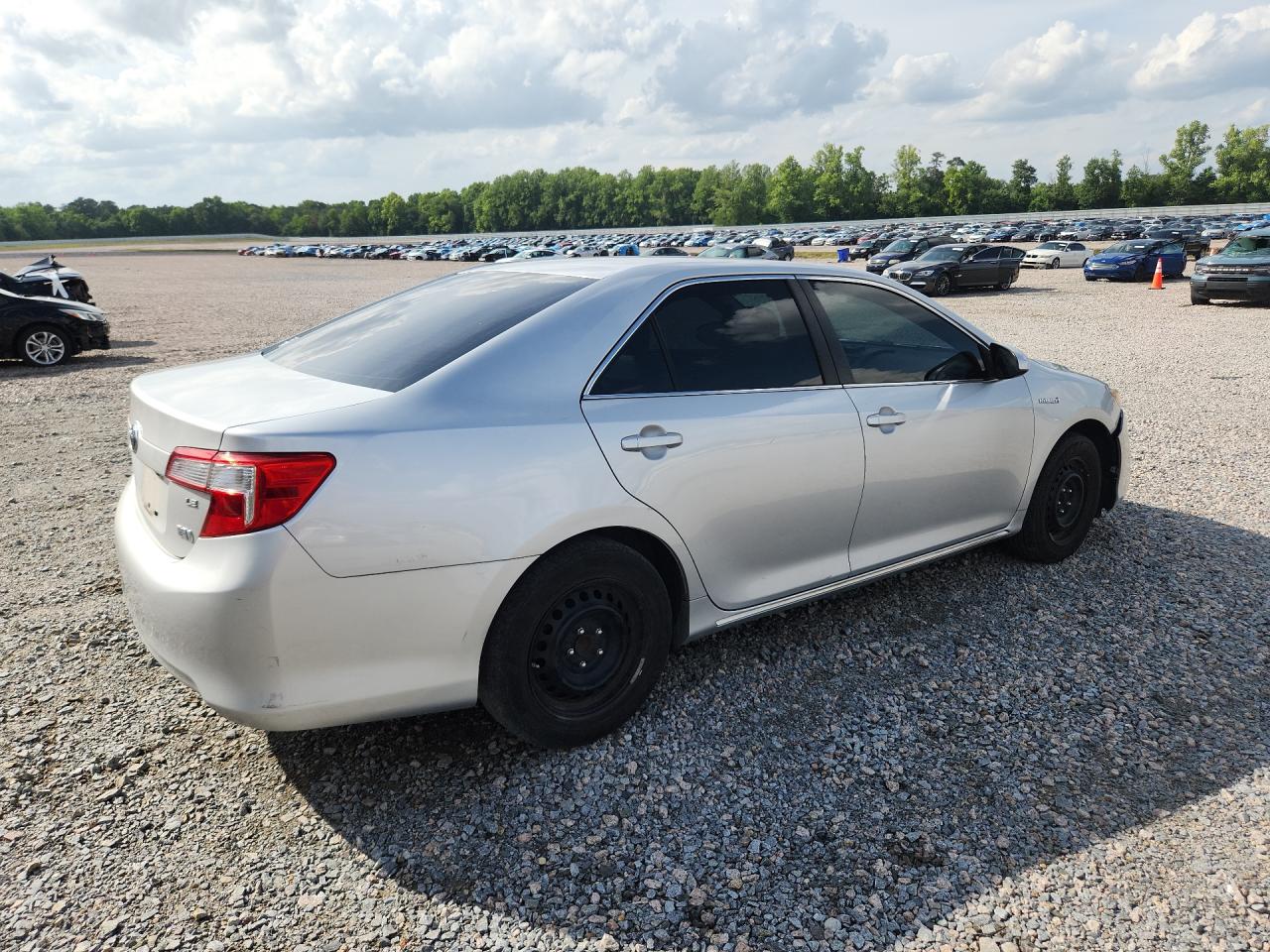 2012 Toyota Camry Hybrid Le Серебряный vin: 4T1BD1FK3CU045888