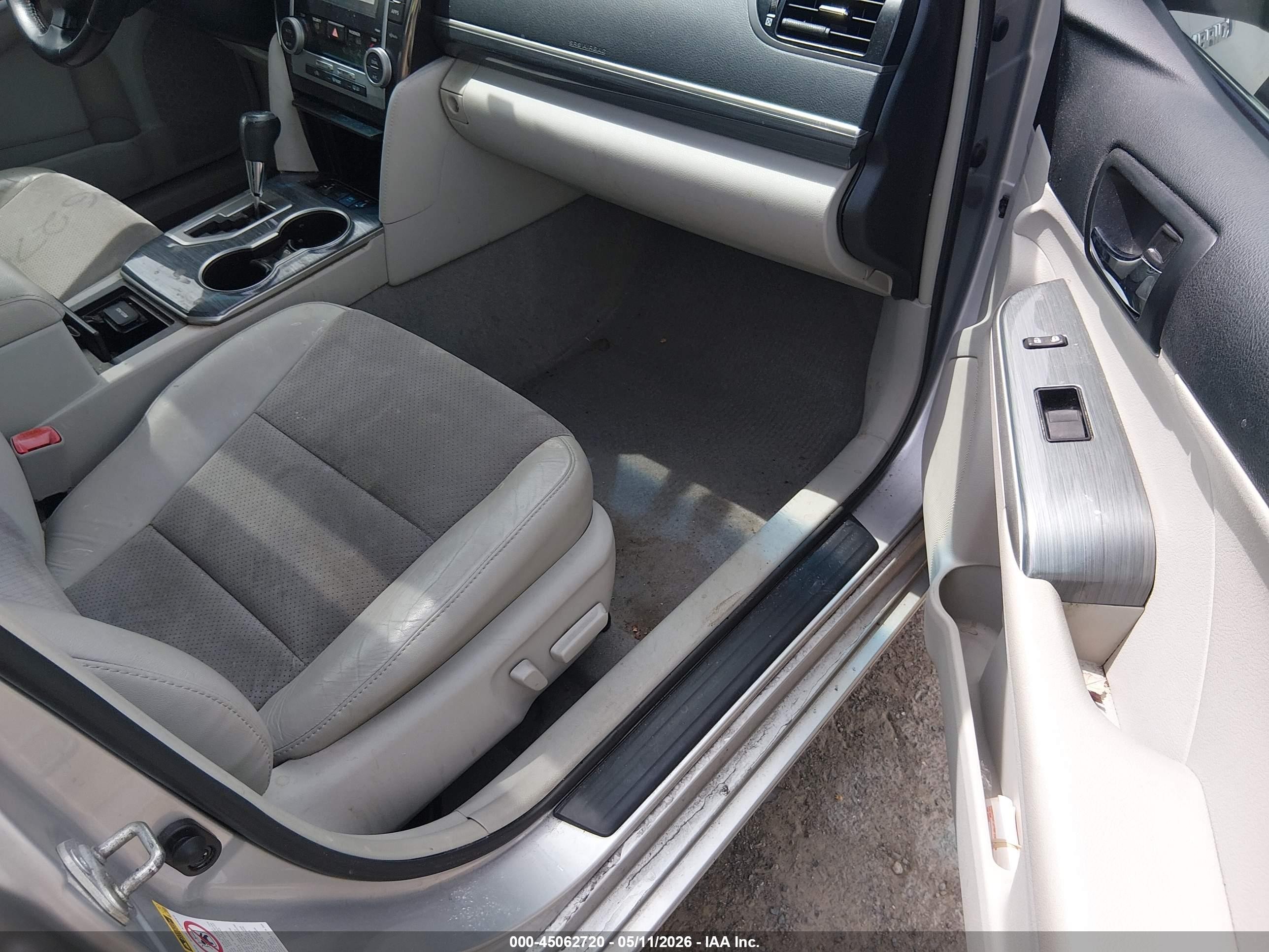 2012 Toyota Camry Hybrid Xle Серебряный vin: 4T1BD1FK3CU050251