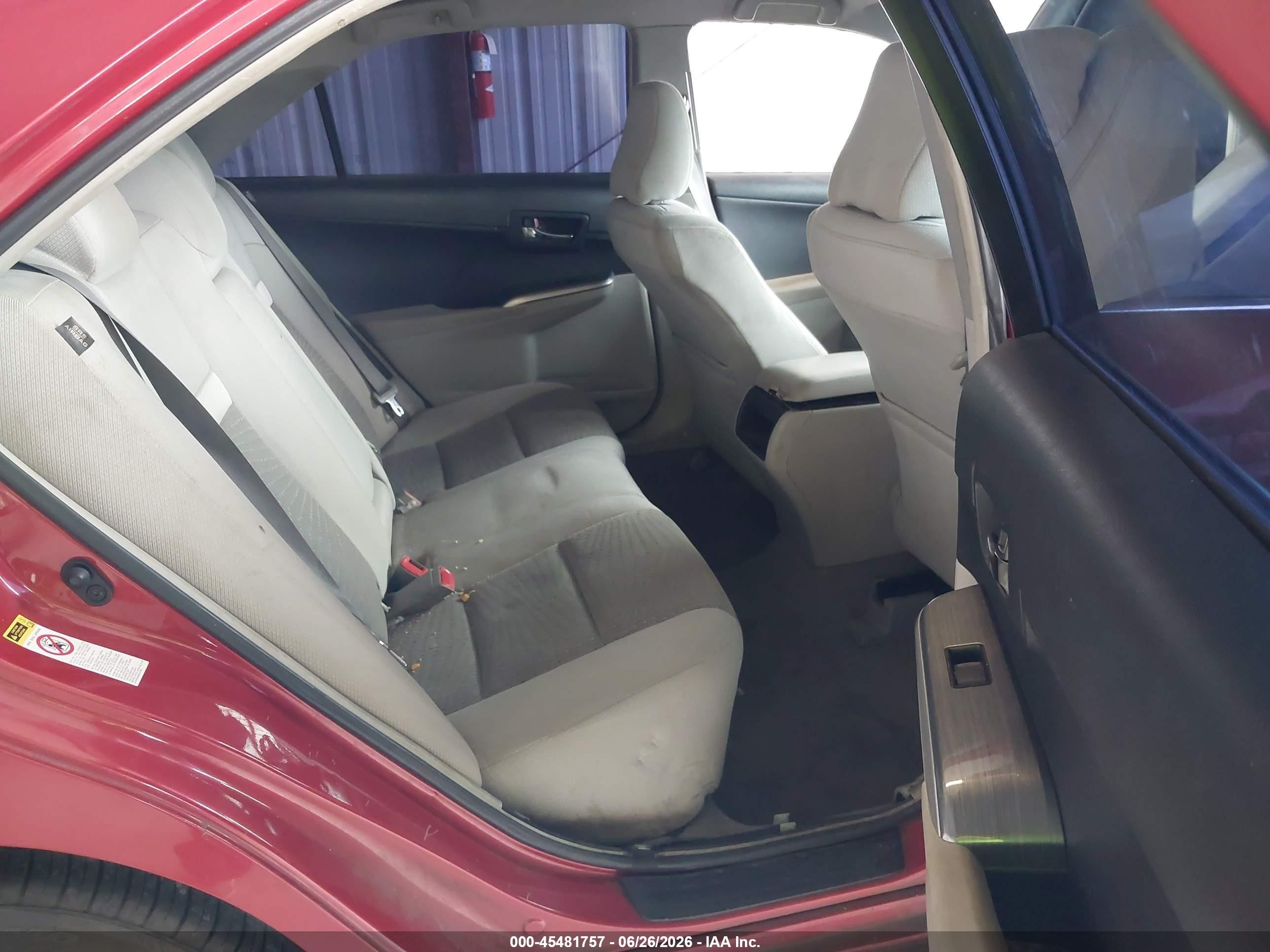 2013 Toyota Camry Hybrid Le Red vin: 4T1BD1FK3DU064426