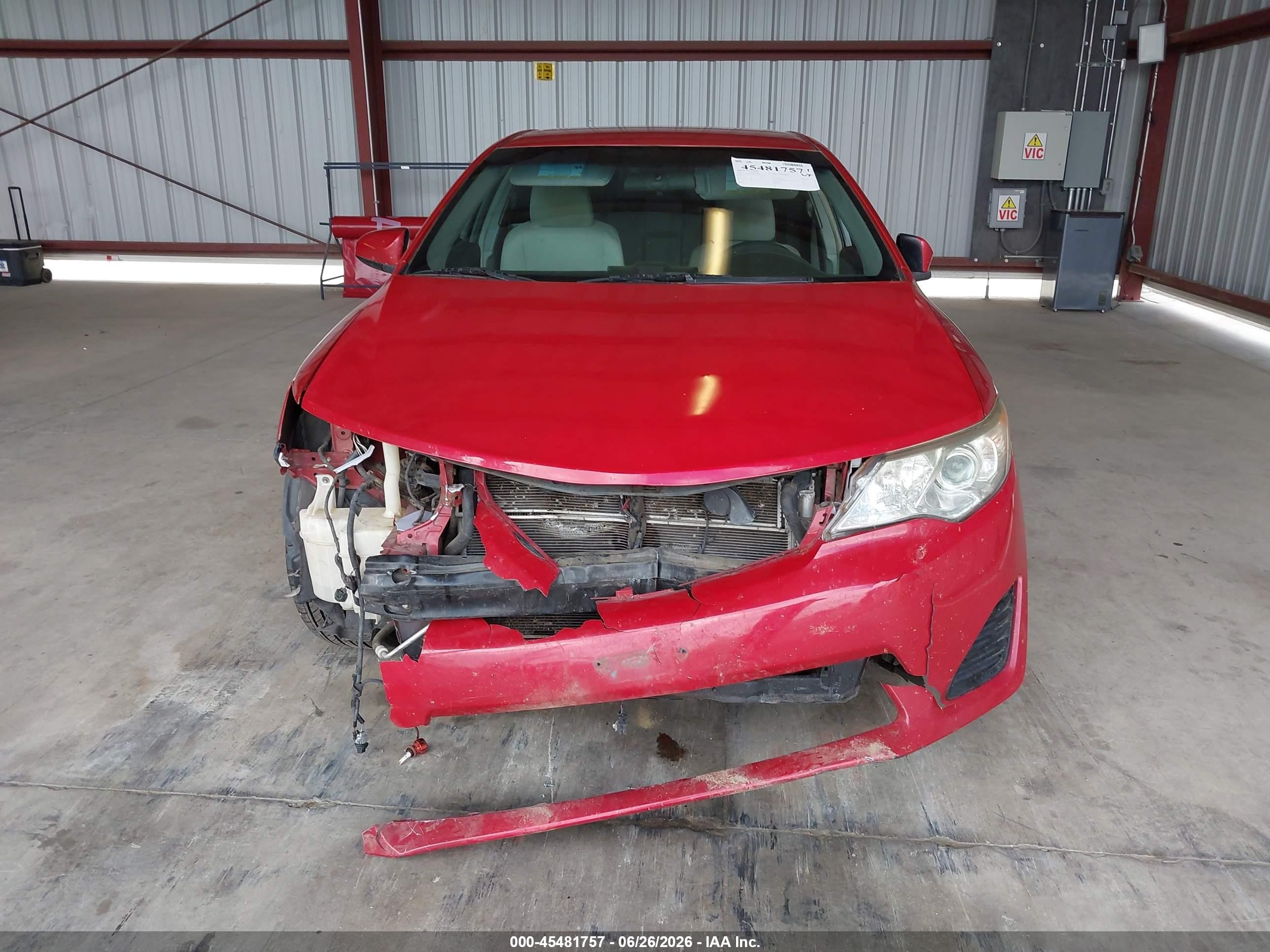 2013 Toyota Camry Hybrid Le Red vin: 4T1BD1FK3DU064426