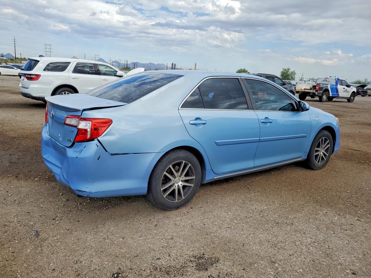 2013 Toyota Camry Hybrid Le Blue vin: 4T1BD1FK3DU076138