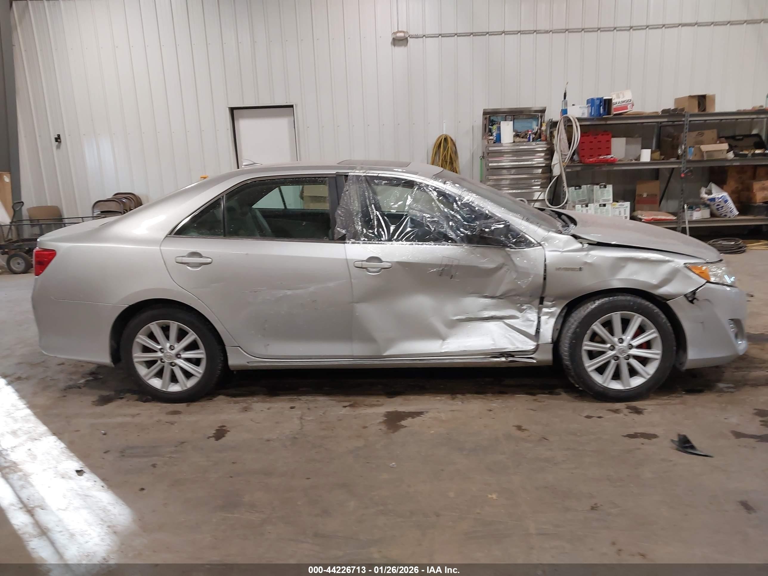 2013 Toyota Camry Hybrid Xle Silver vin: 4T1BD1FK3DU093604