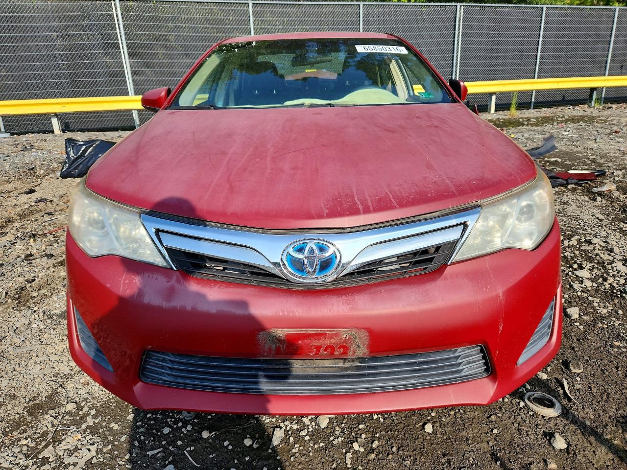 2014 Toyota Camry Hybrid Le Red vin: 4T1BD1FK3EU098528